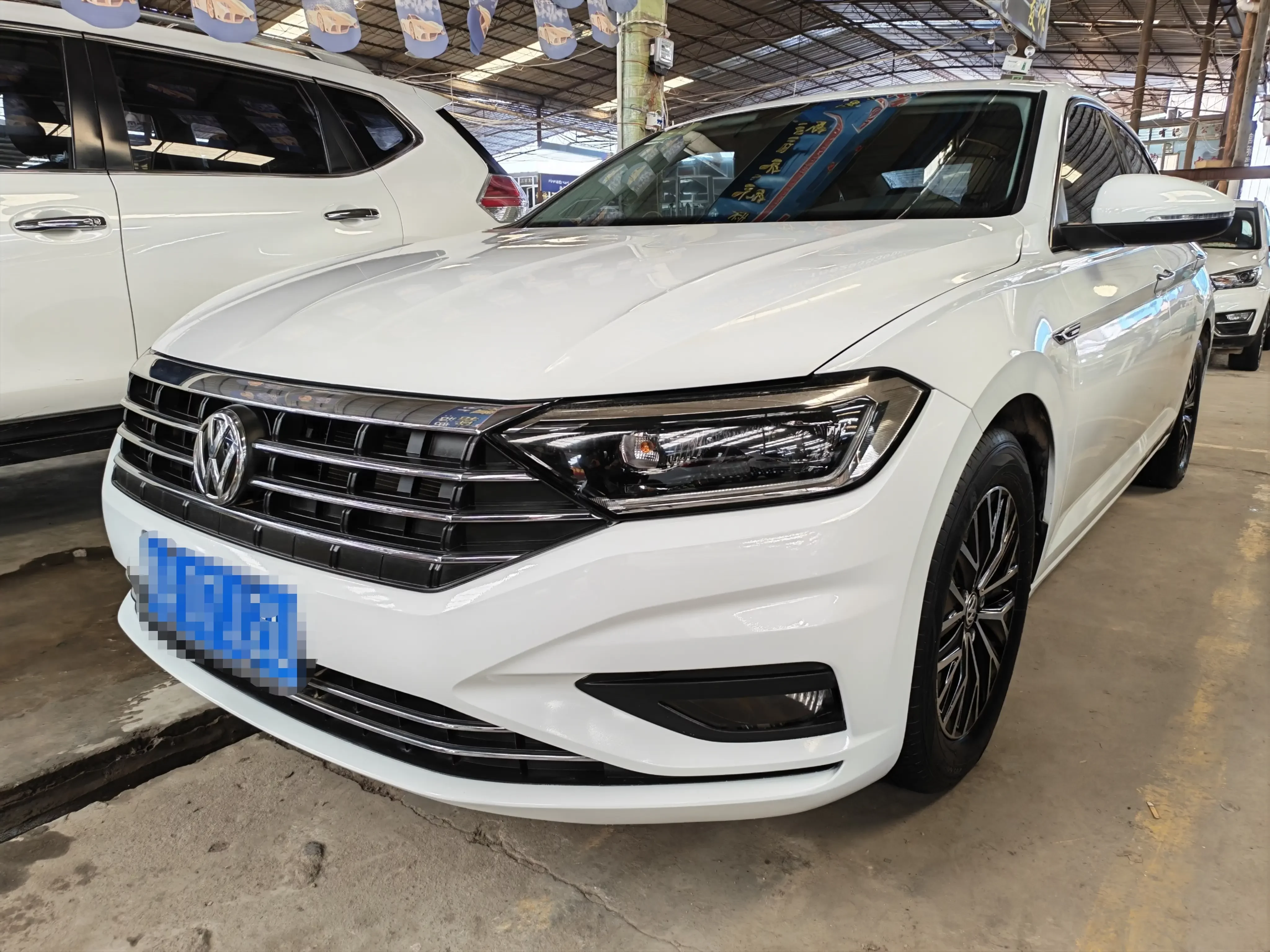 Volkswagen Sagitar