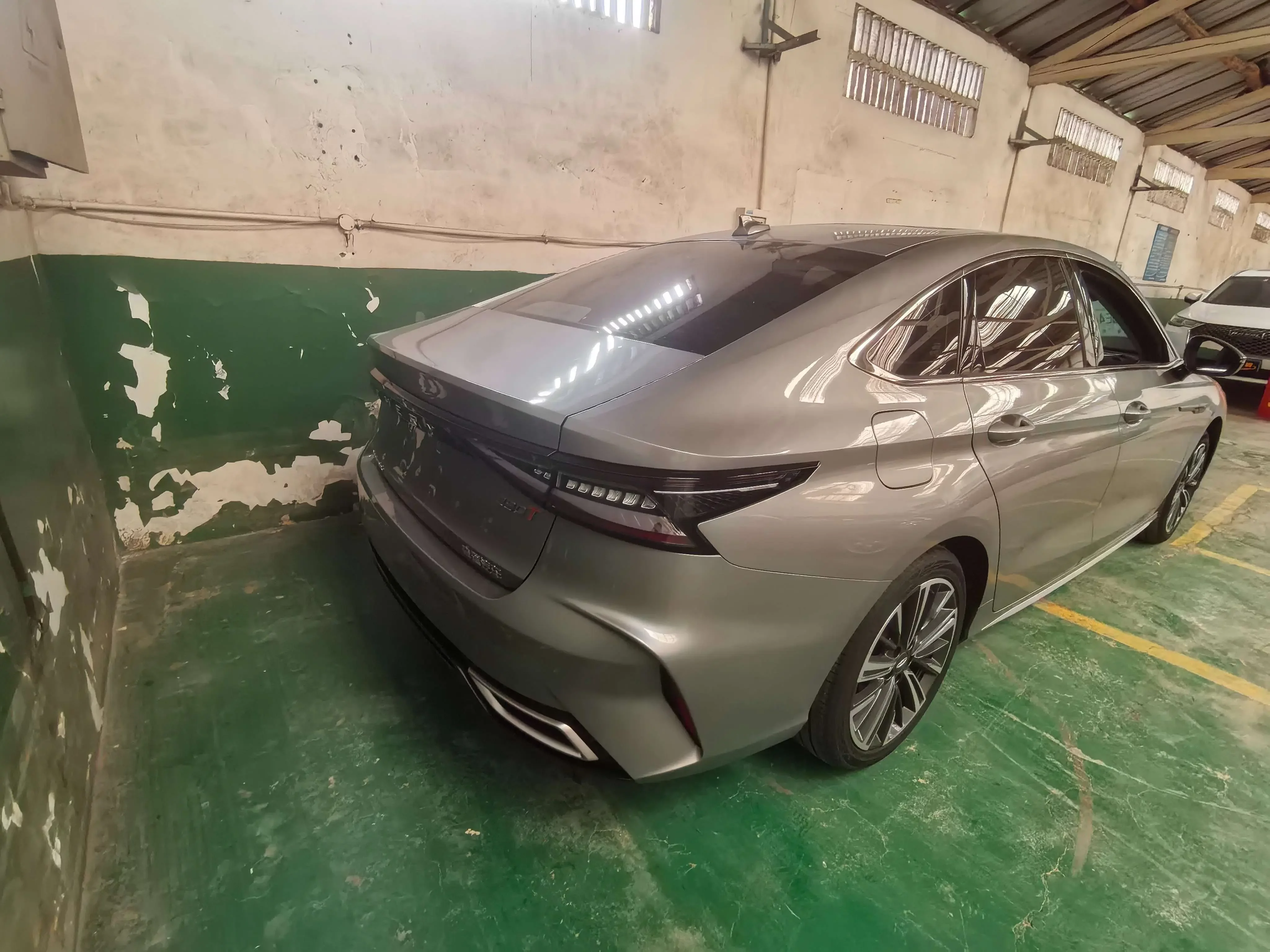 Chery Arrizo 8
