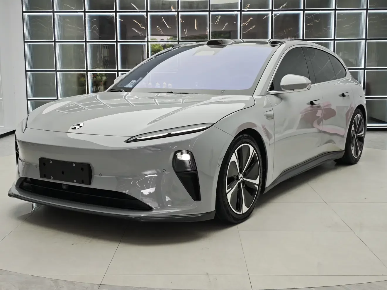 NIO ET5T  из Китая