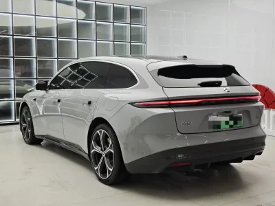 NIO ET5T