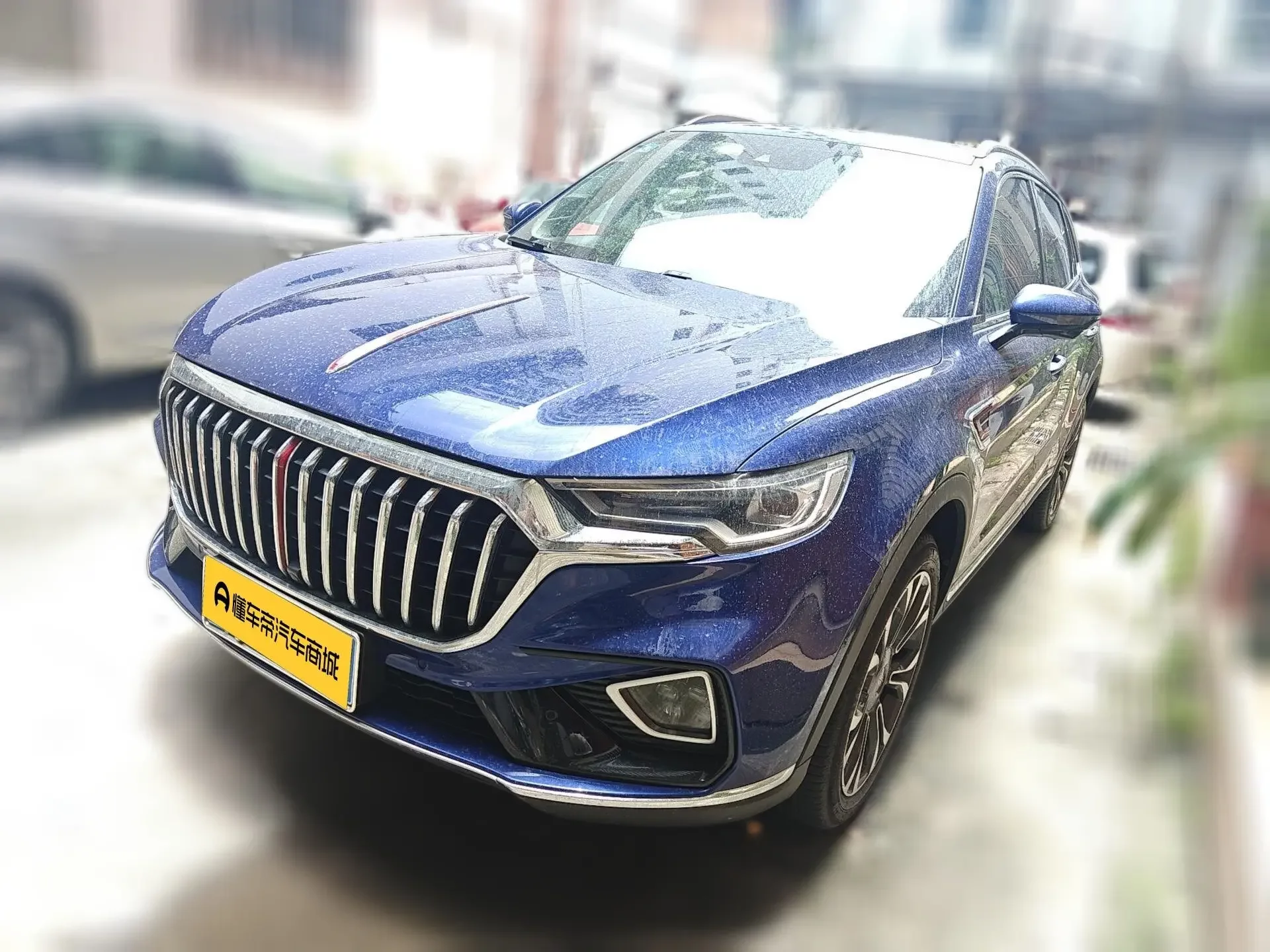 Hongqi HS5