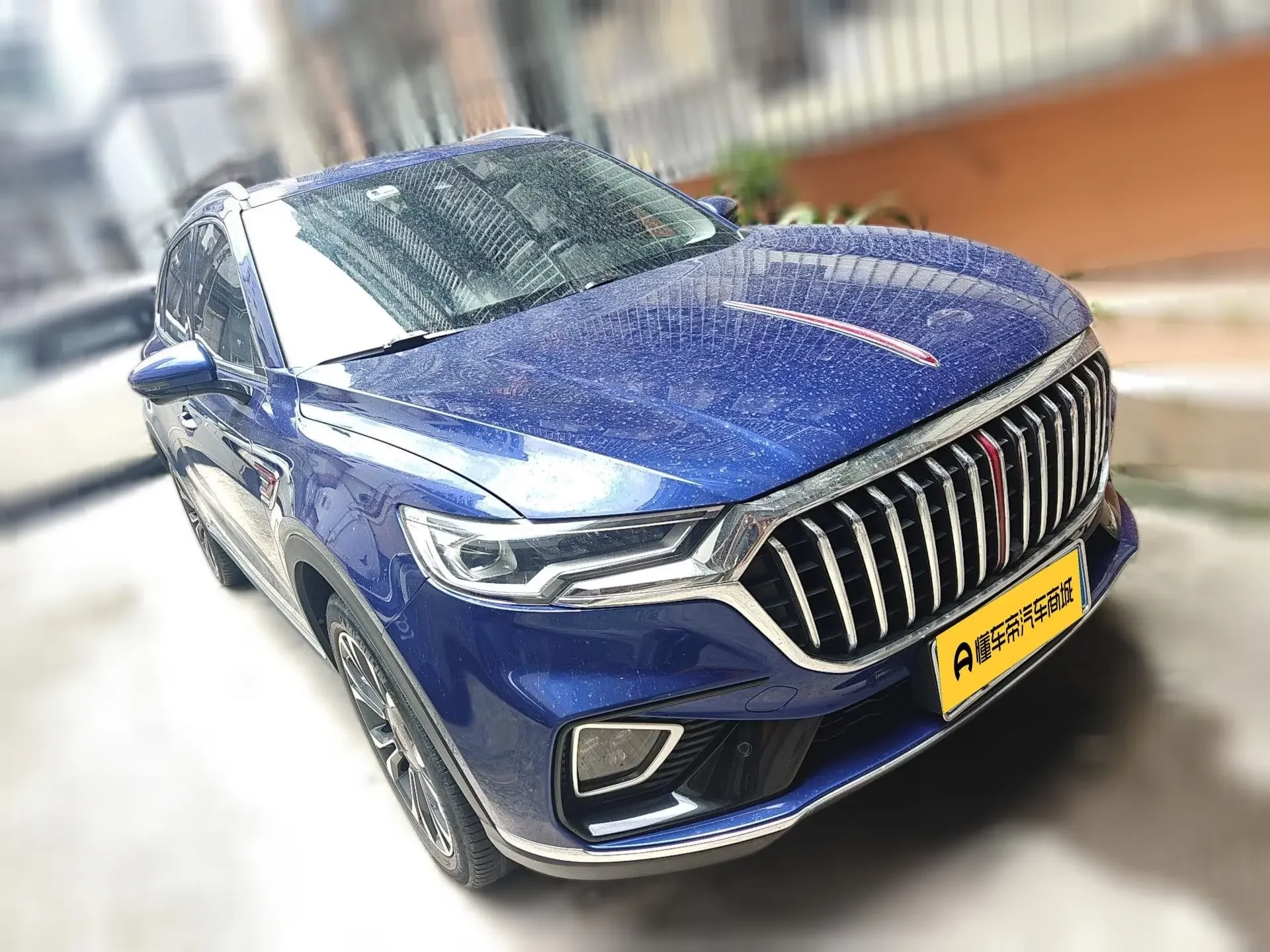 Hongqi HS5