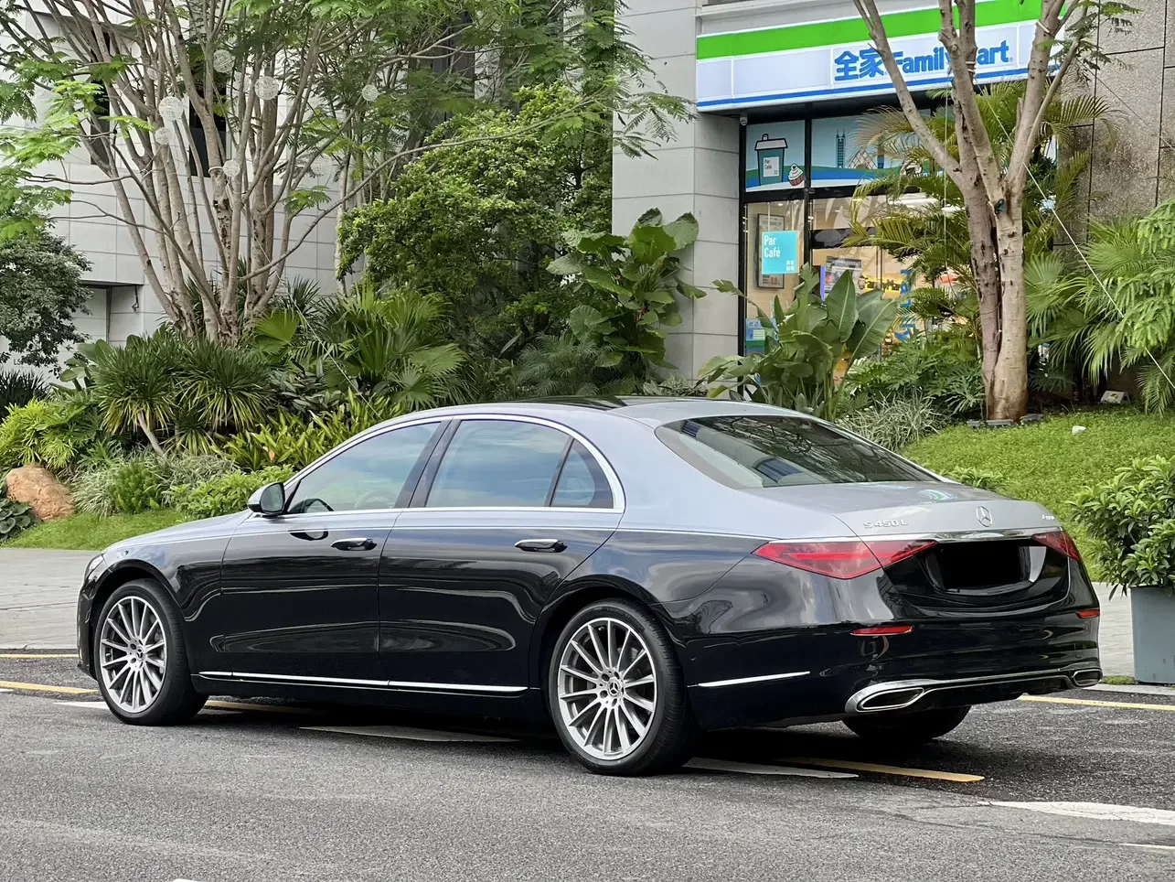 Mercedes-Benz S Class