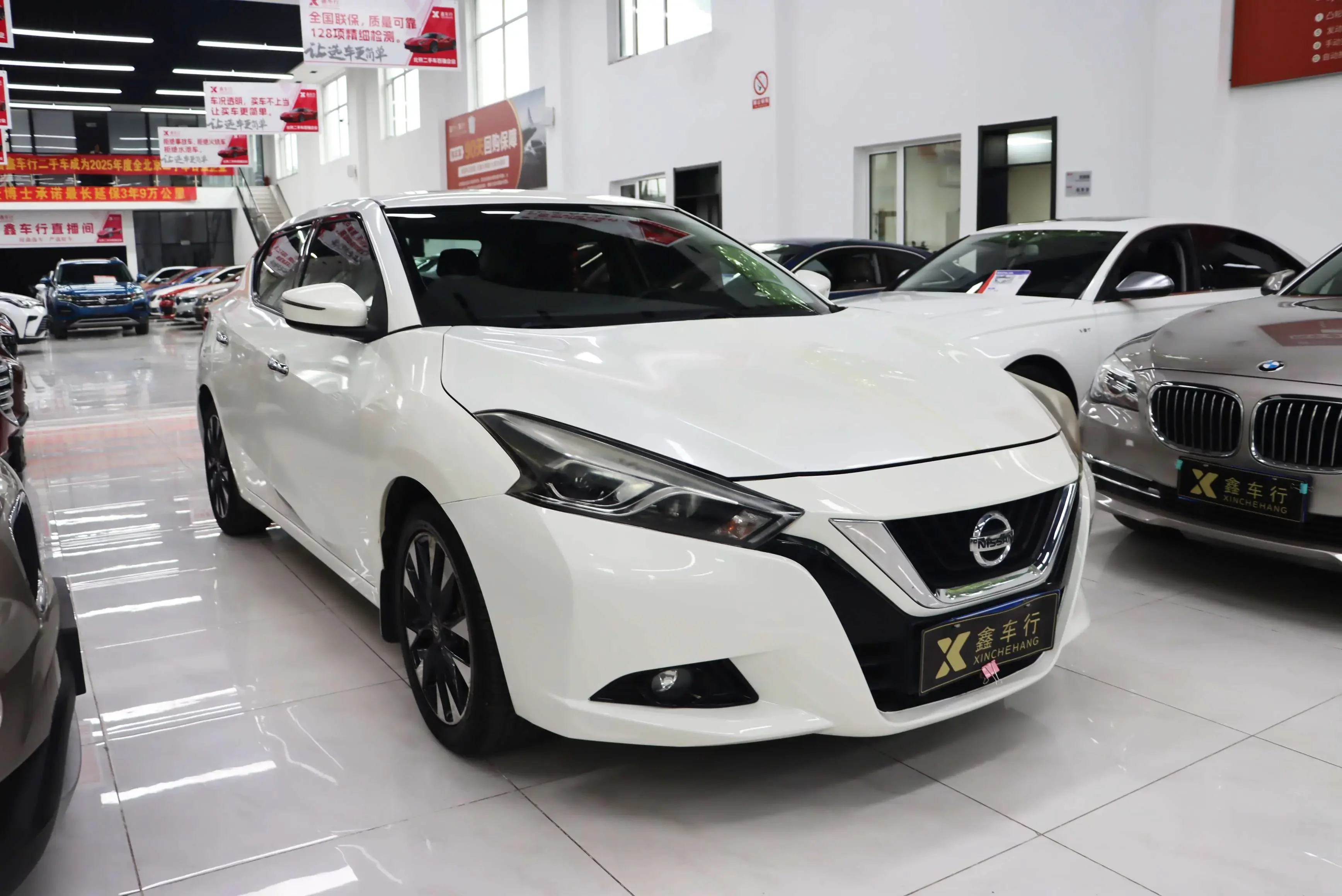 Nissan bluebird