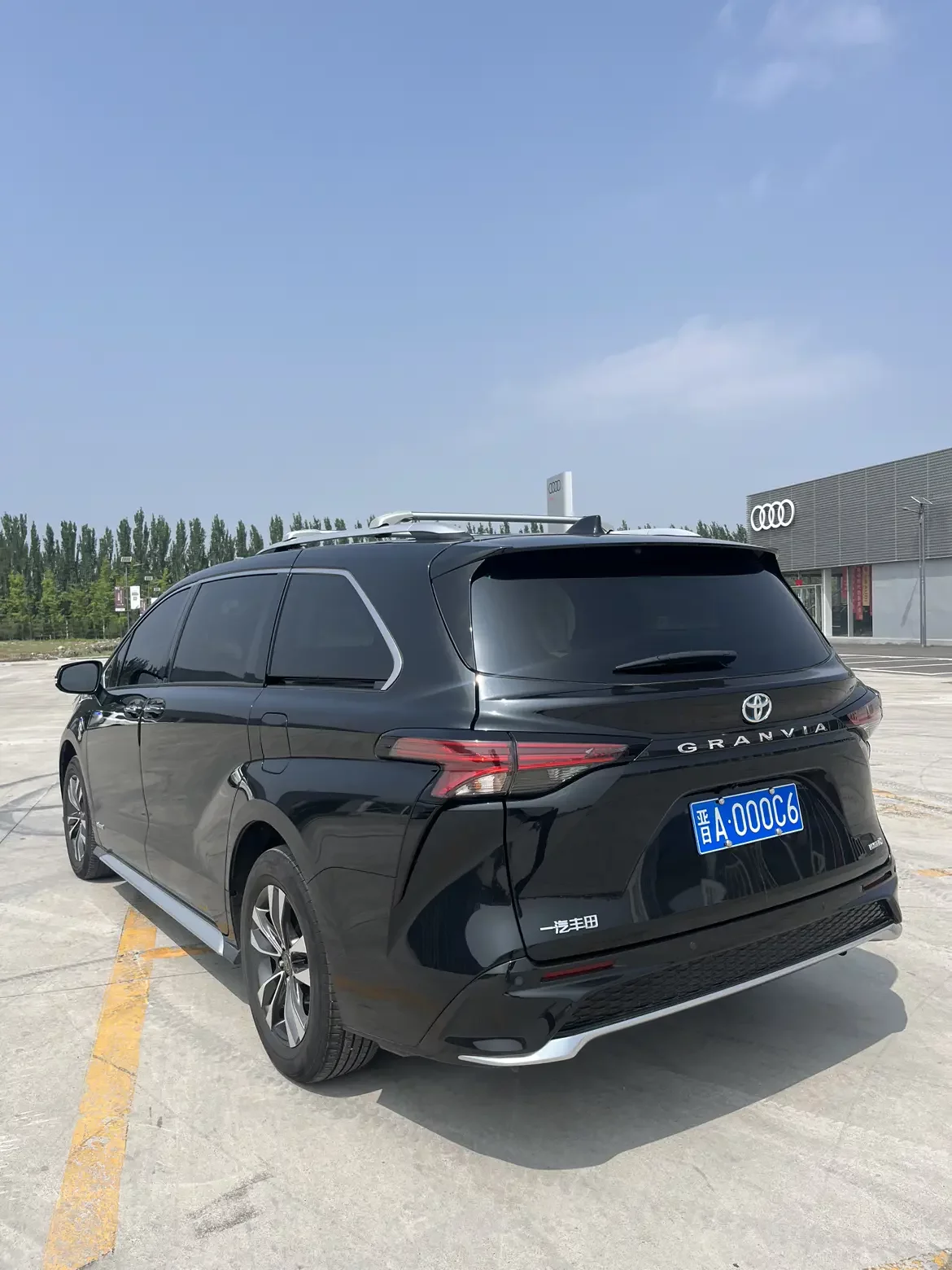 Toyota Granvia