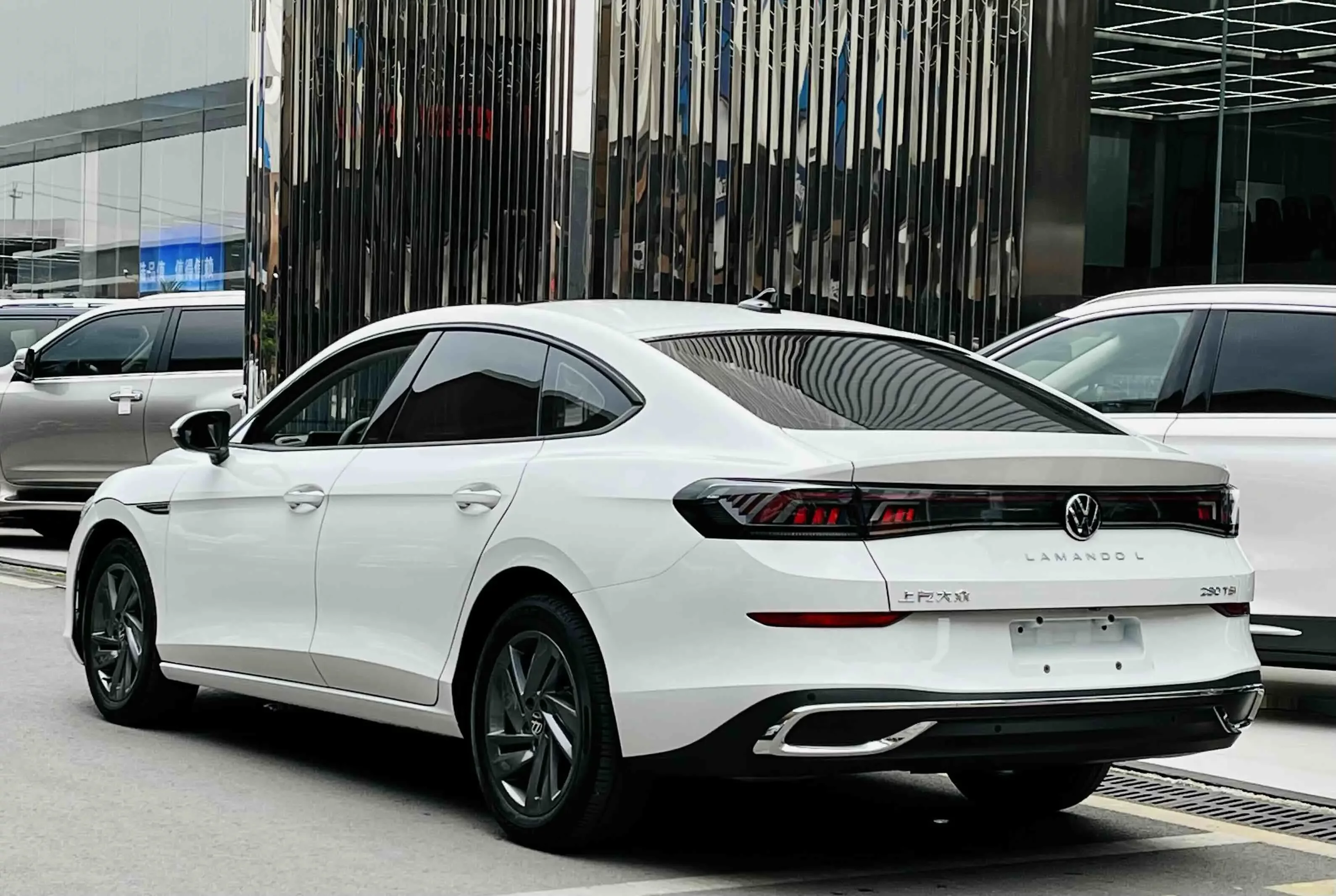 Volkswagen Lamando