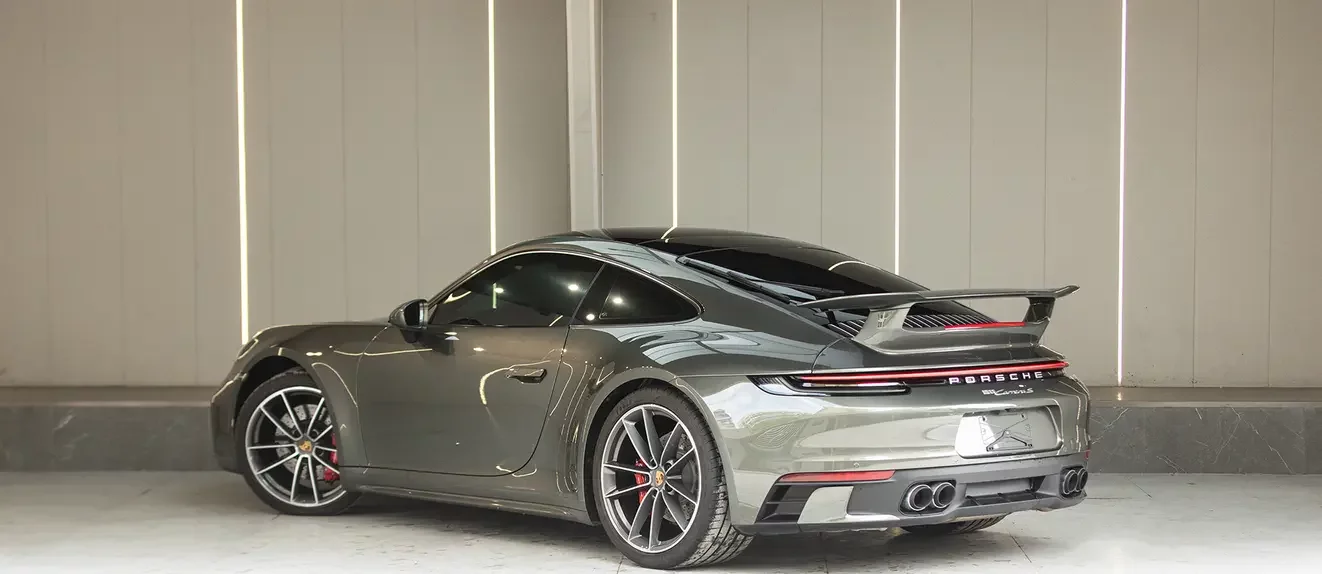 Porsche 911