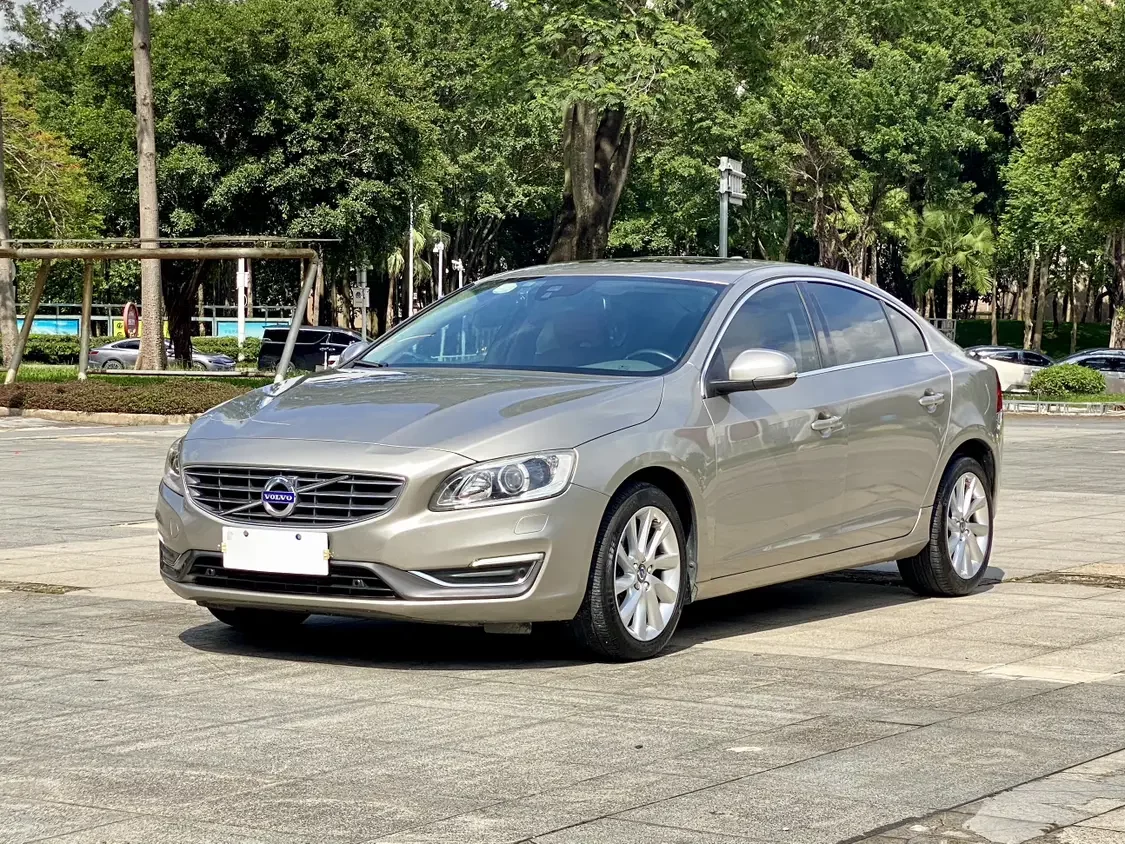 Volvo S60