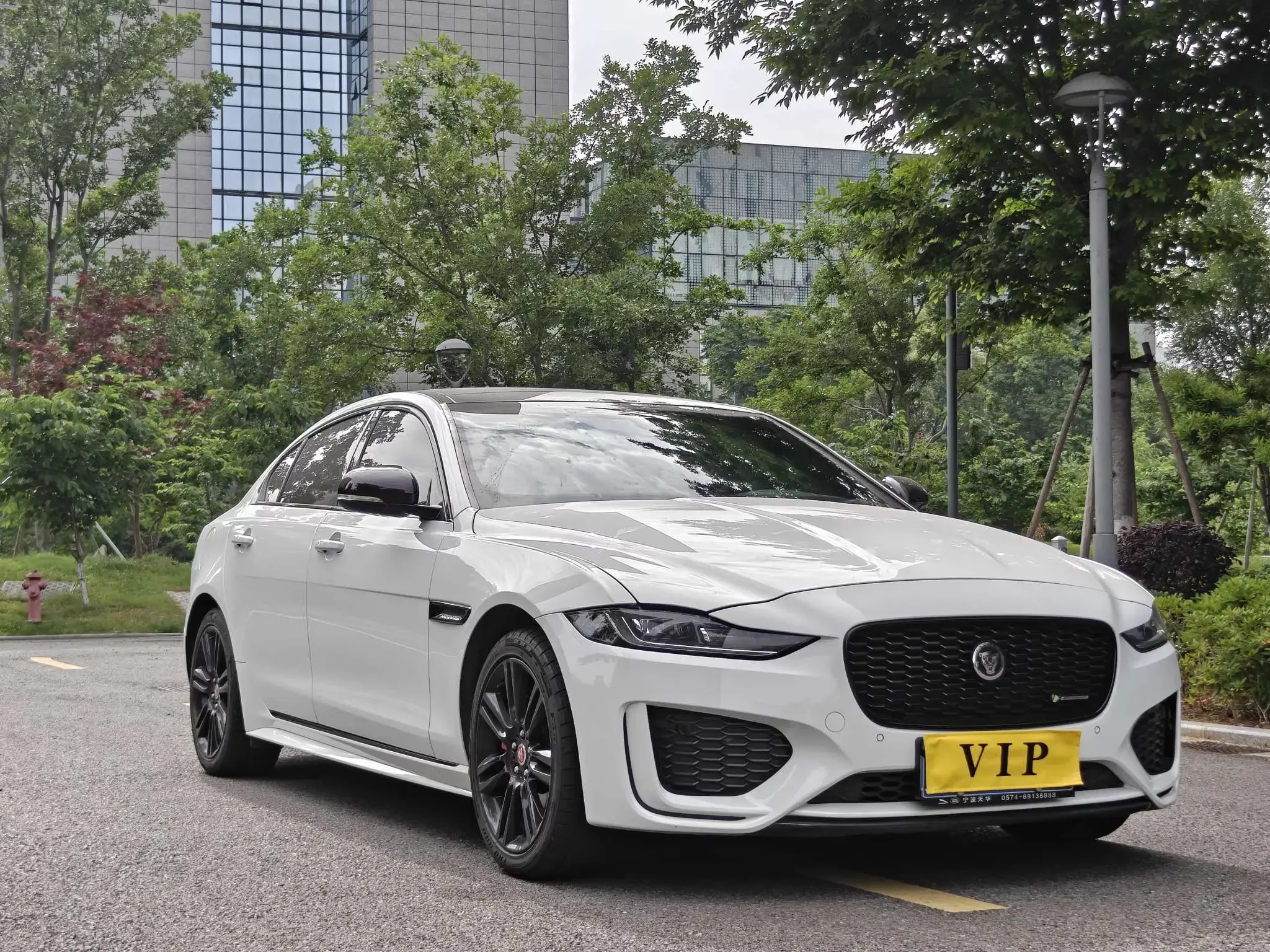 Jaguar XEL