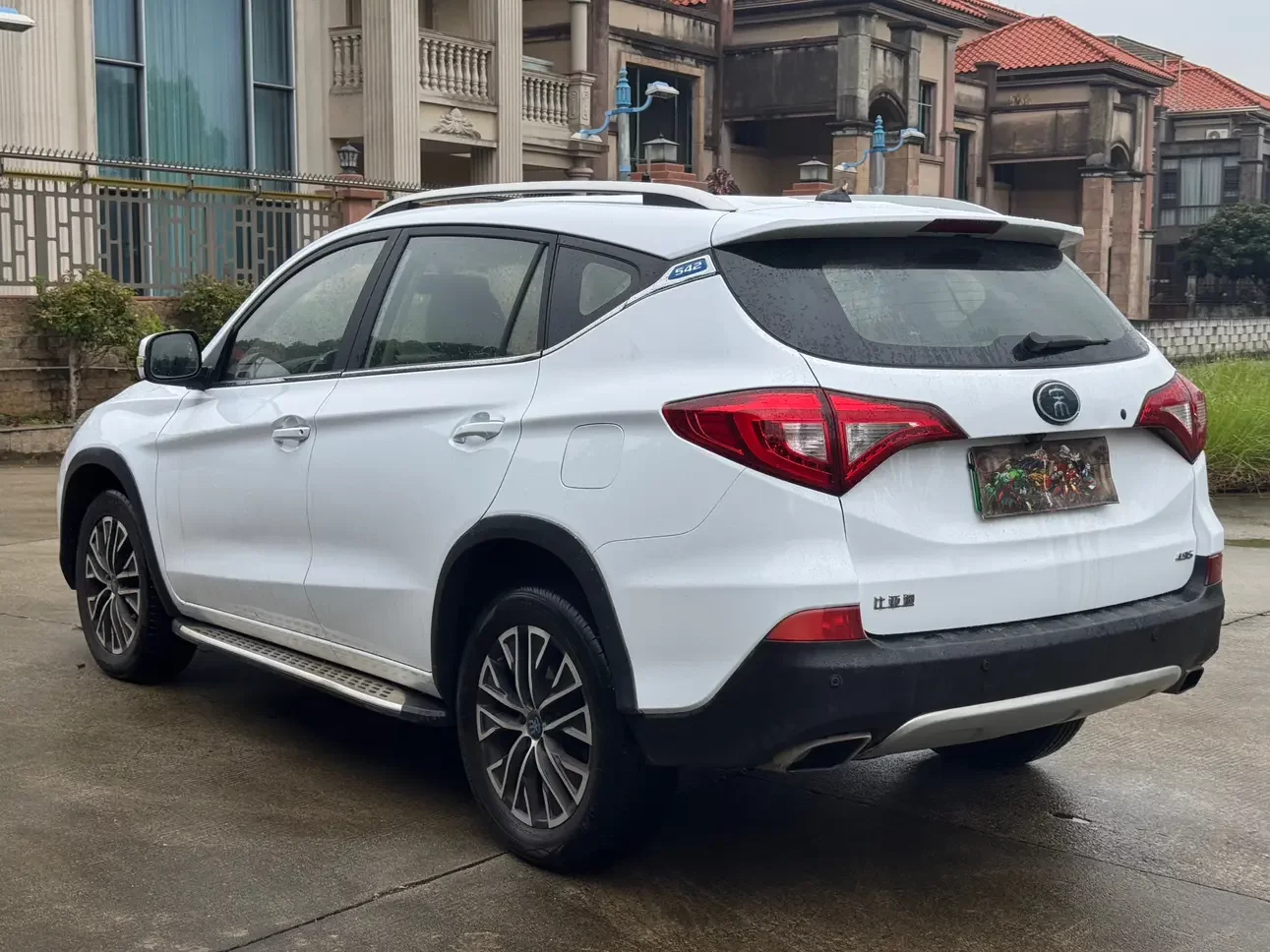 BYD Song DM
