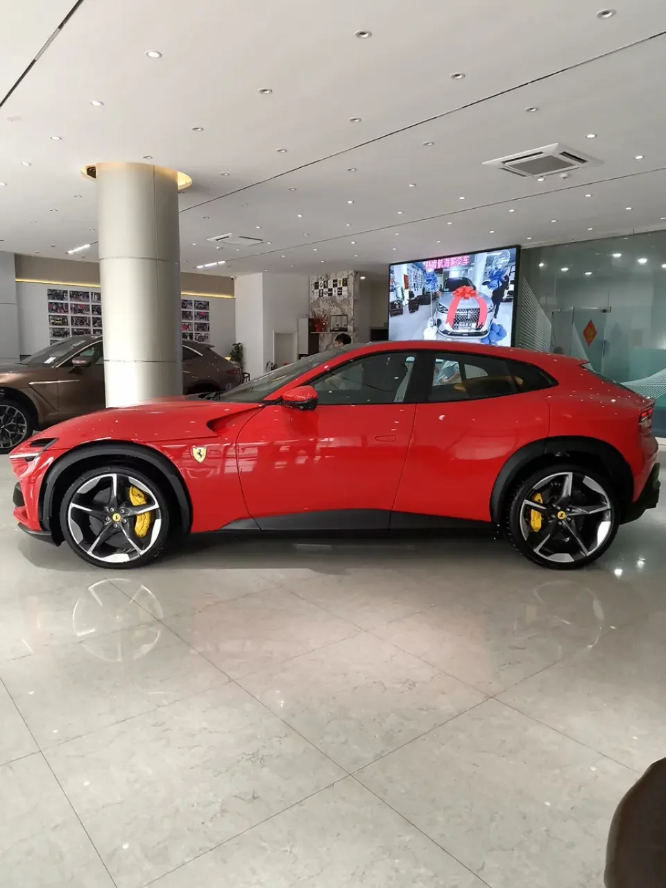 Ferrari Purosangue