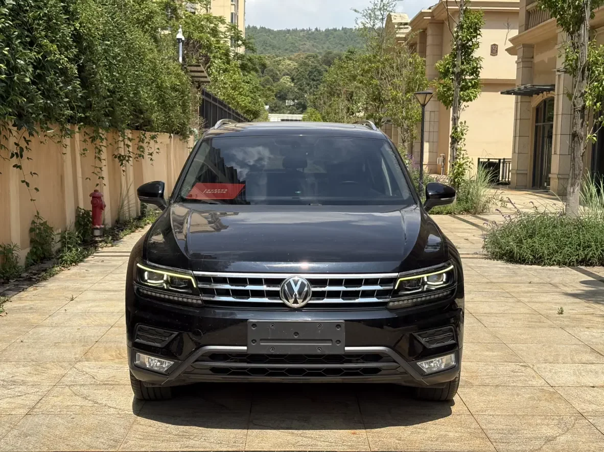 Volkswagen Tiguan L