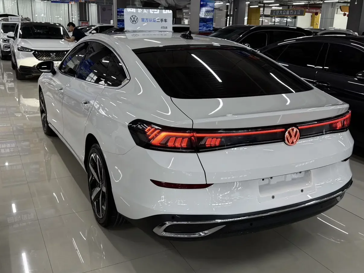 Volkswagen Lamando