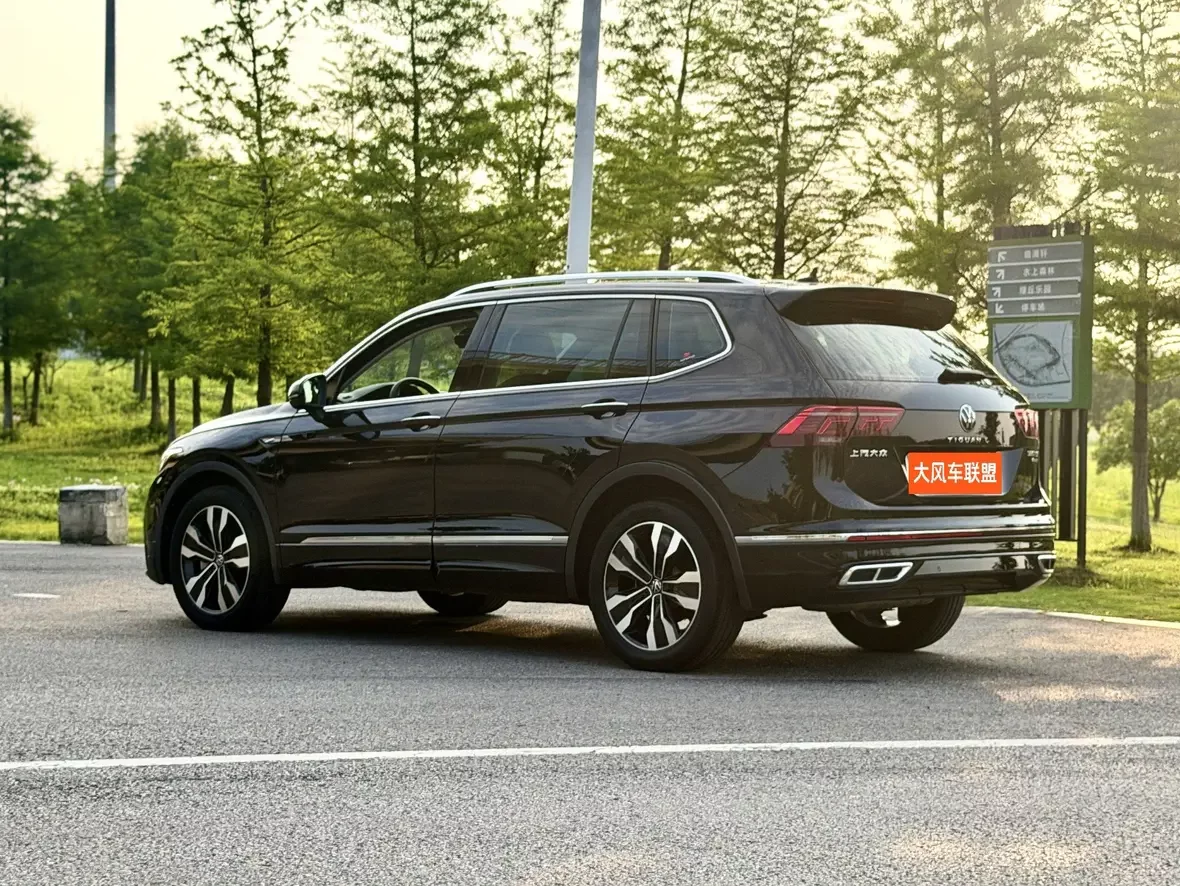 Volkswagen Tiguan L
