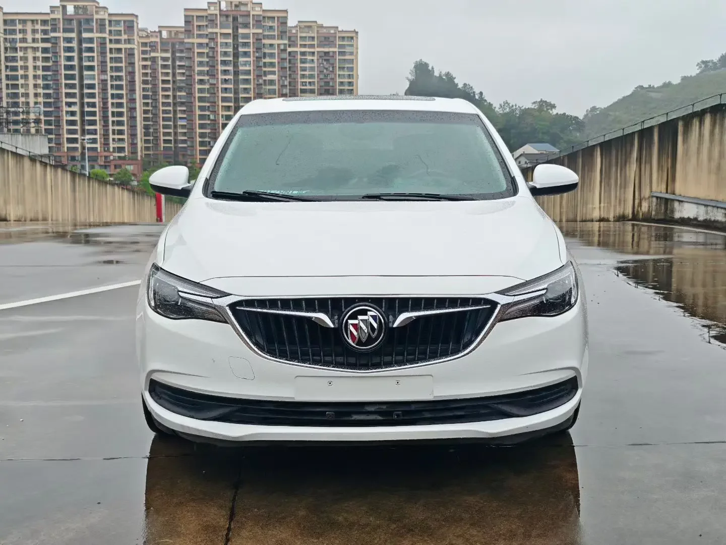 Buick Yinglang