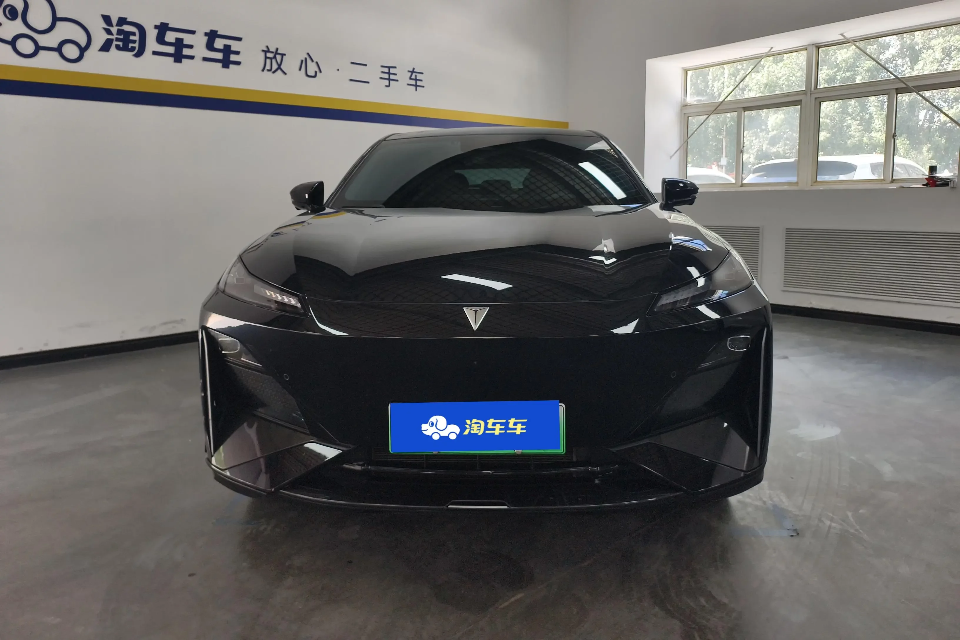 Deepal Dark blue S07