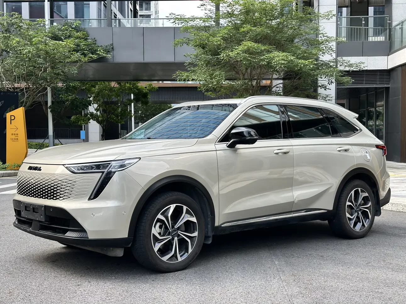 Haval Xiaolong MAX  из Китая