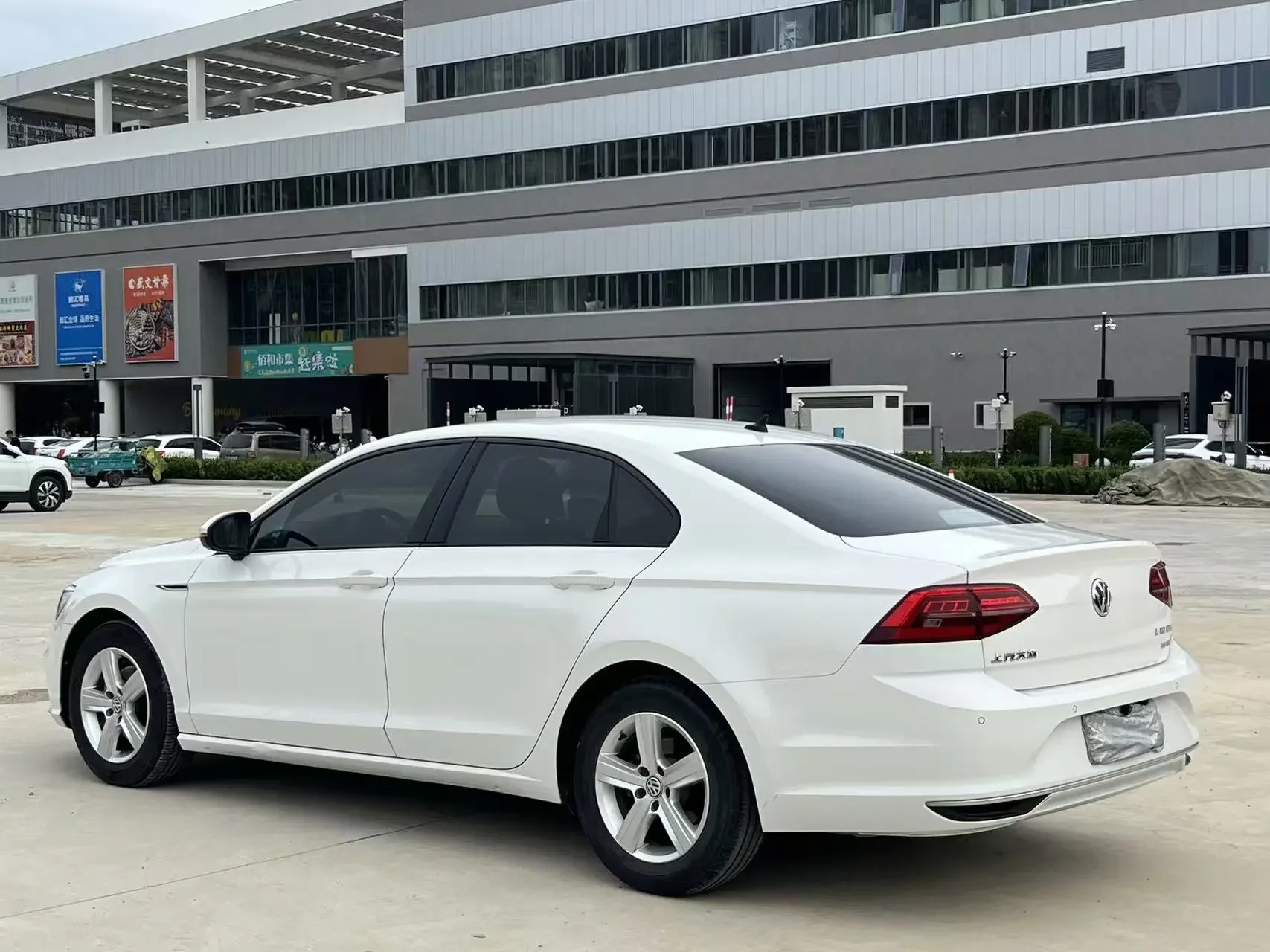 Volkswagen Lamando