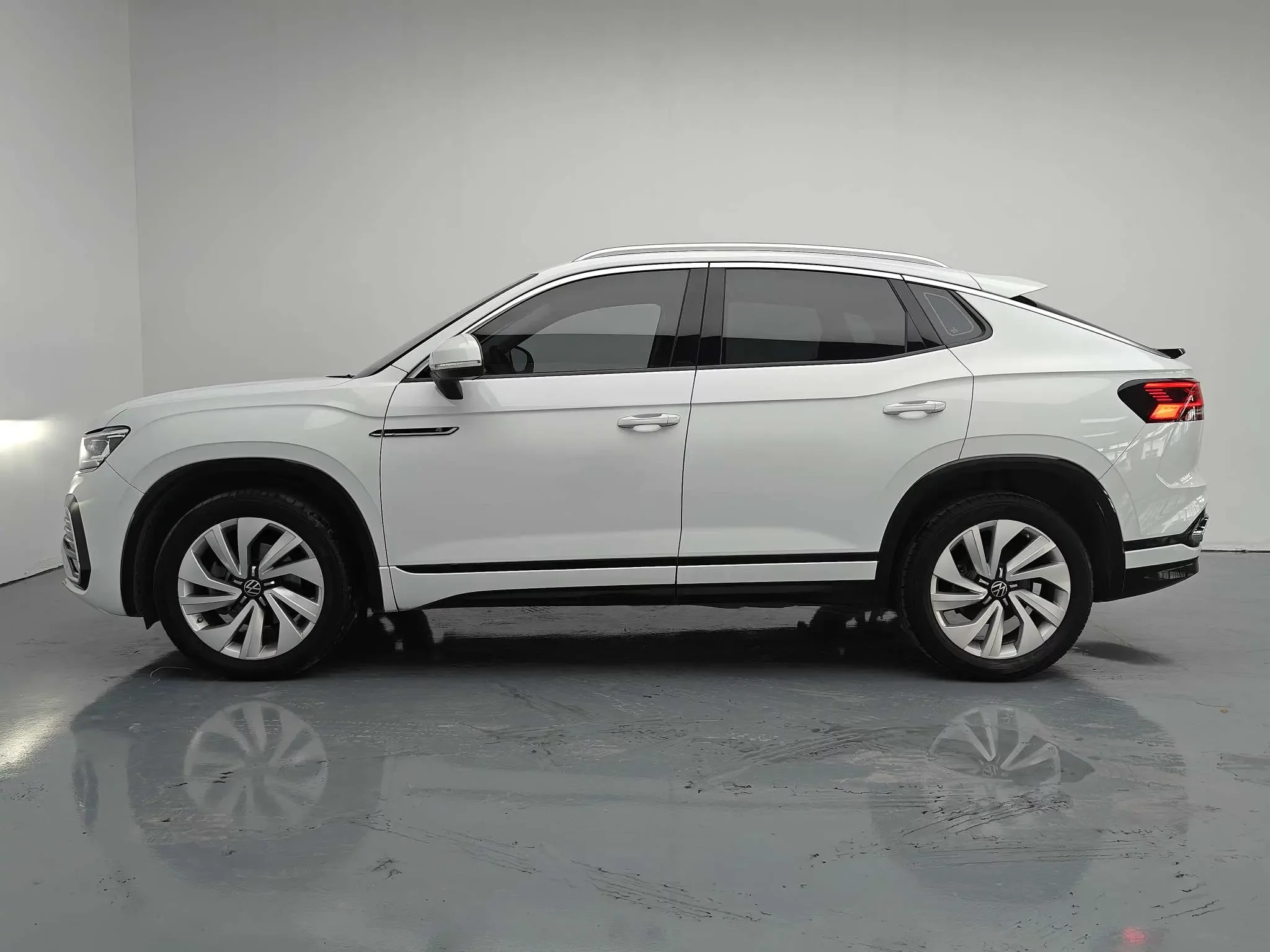 Volkswagen Tayron X