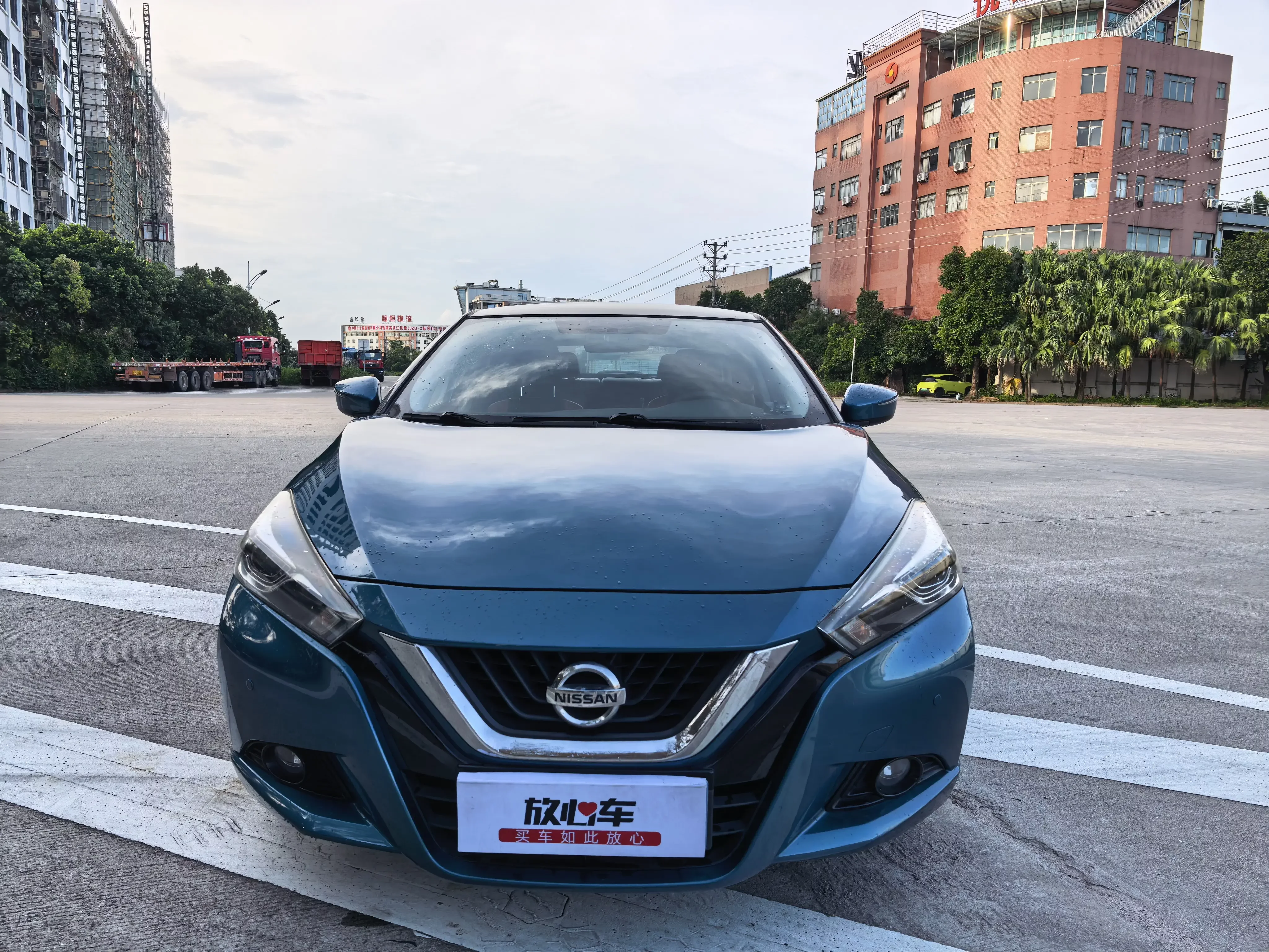 Nissan bluebird