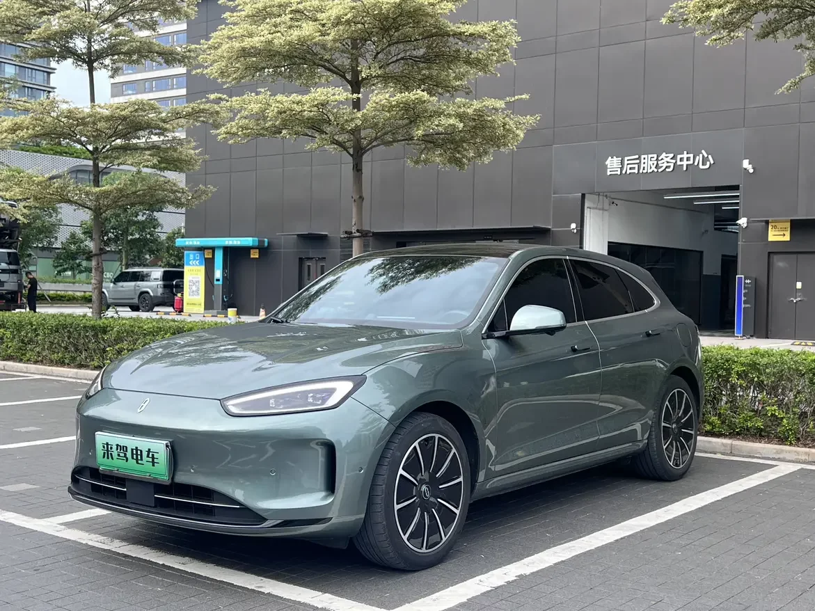 AITO M5 (Wenjie M5)  из Китая