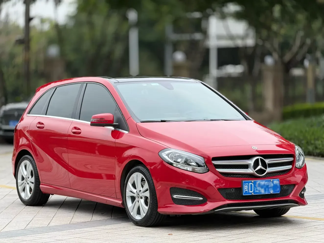 Mercedes-Benz B Class