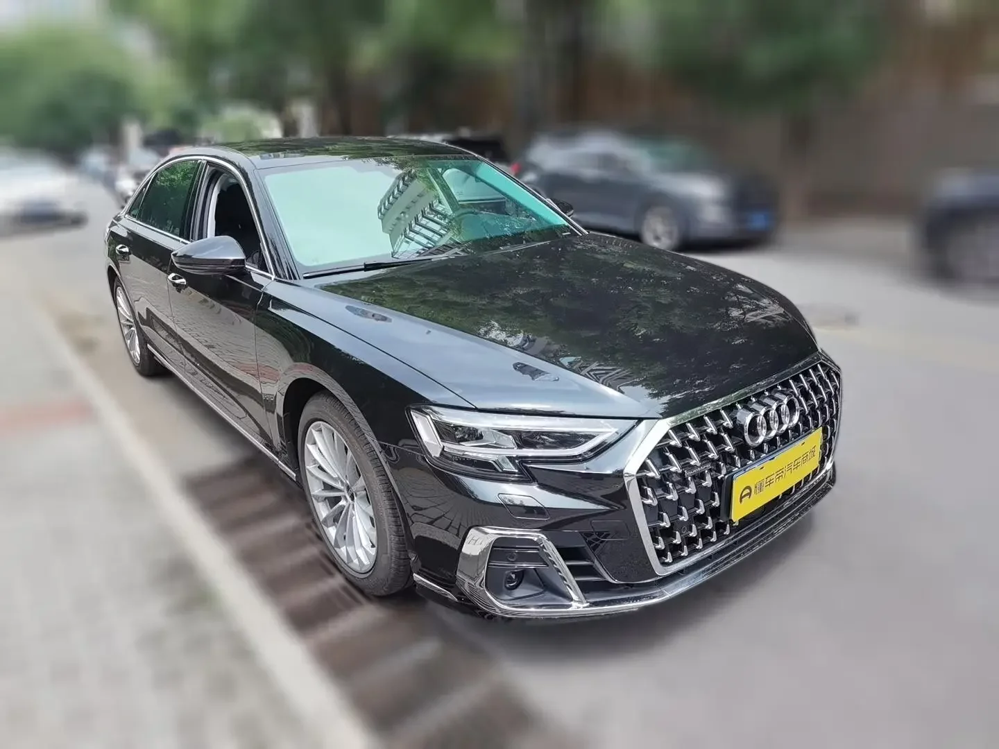 Audi A8