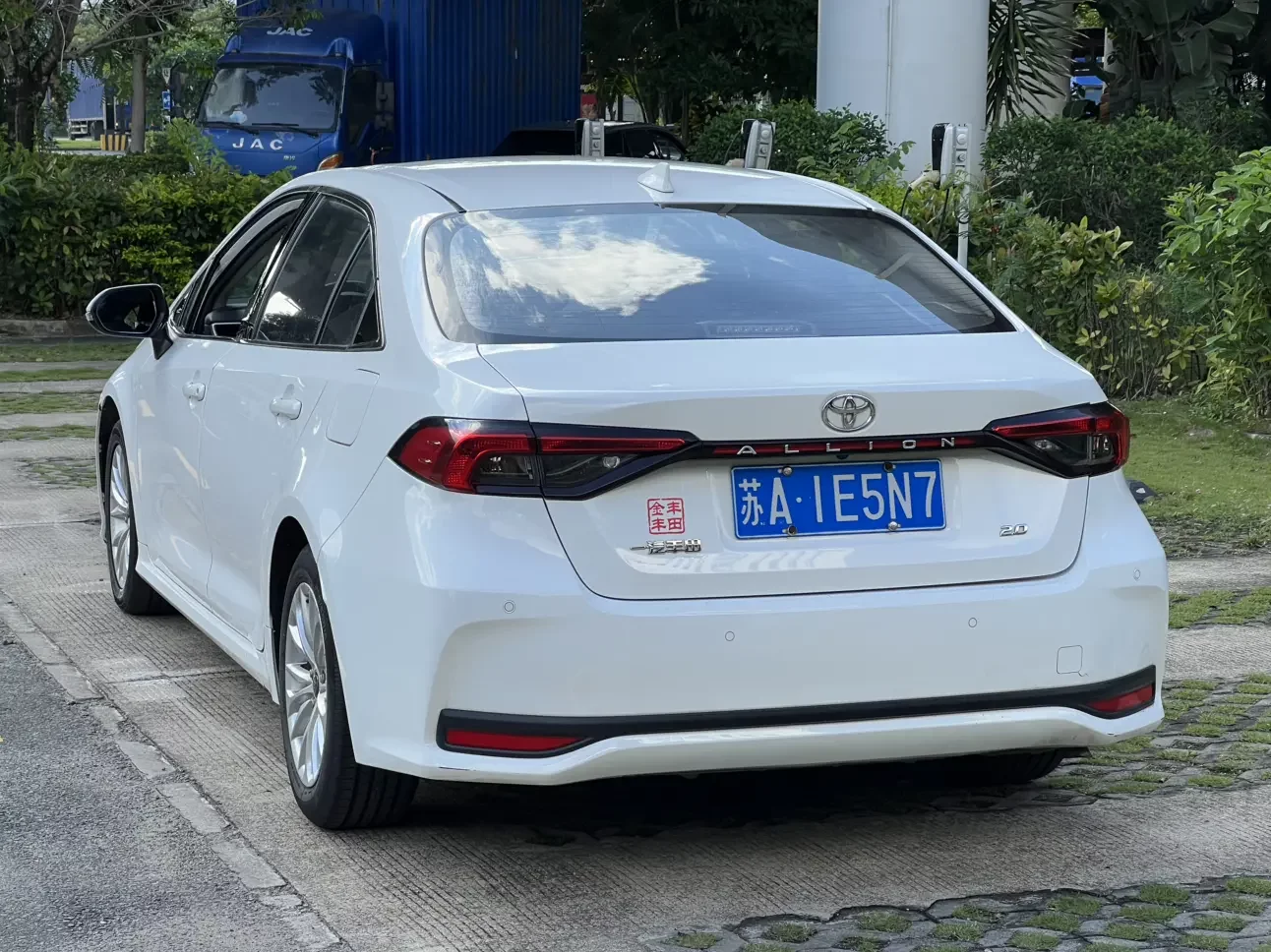 Toyota Asiatic lion