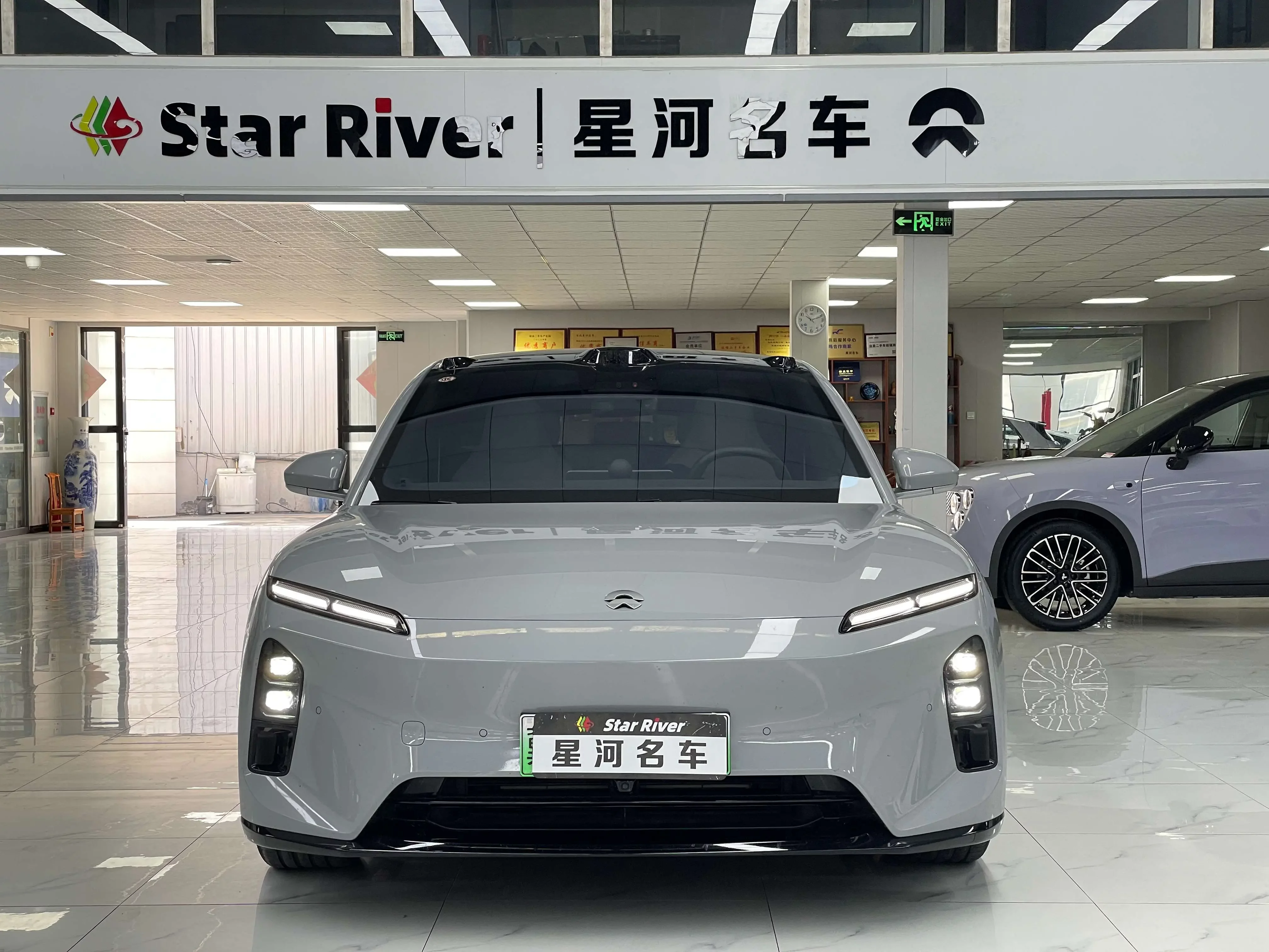 NIO ET5T