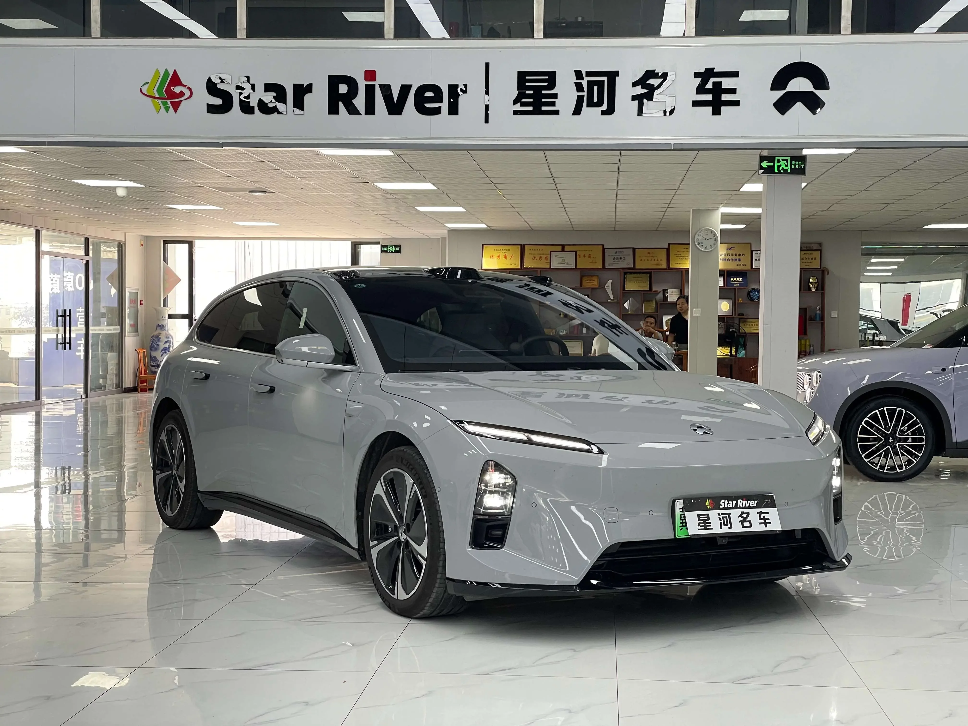 NIO ET5T