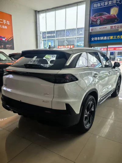 BAIC Beijing X7
