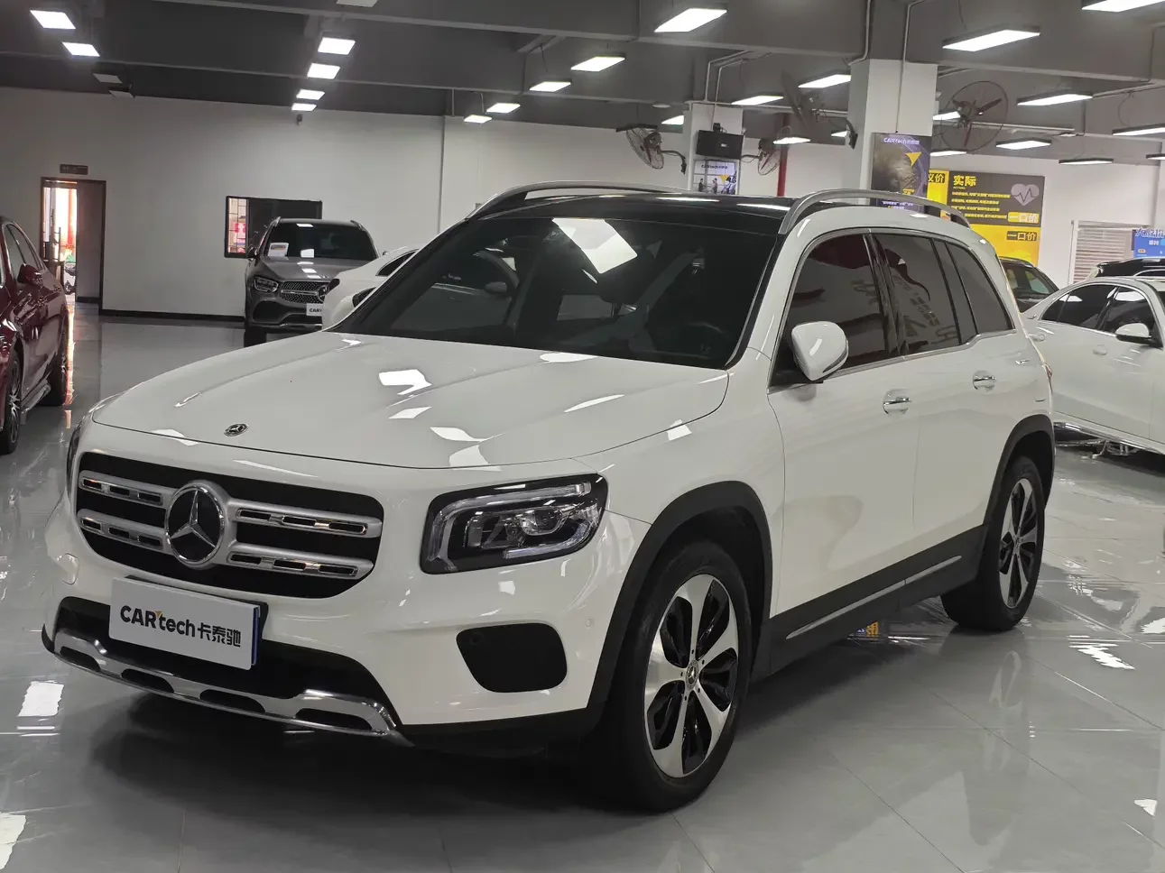 Mercedes-Benz GLB