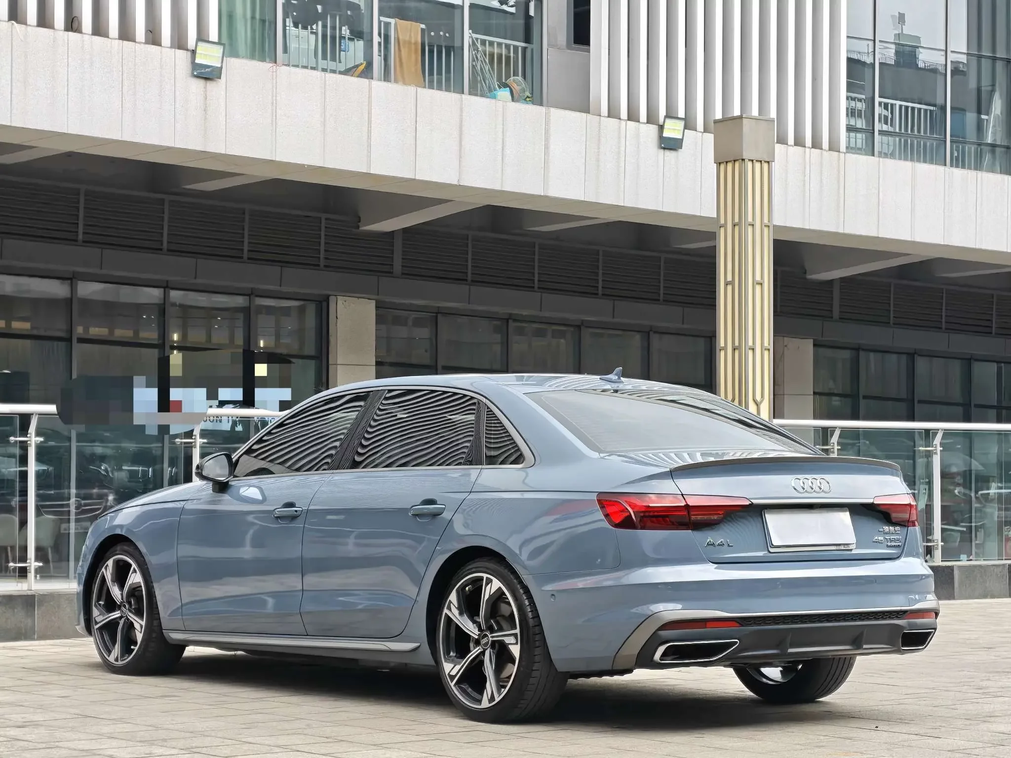 Audi A4L