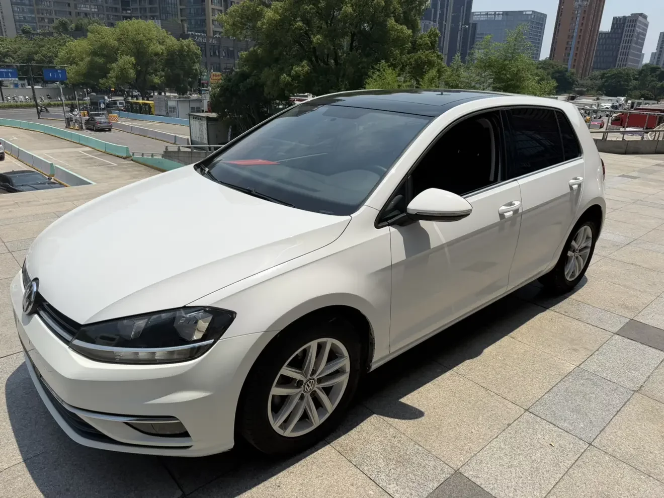 Volkswagen golf