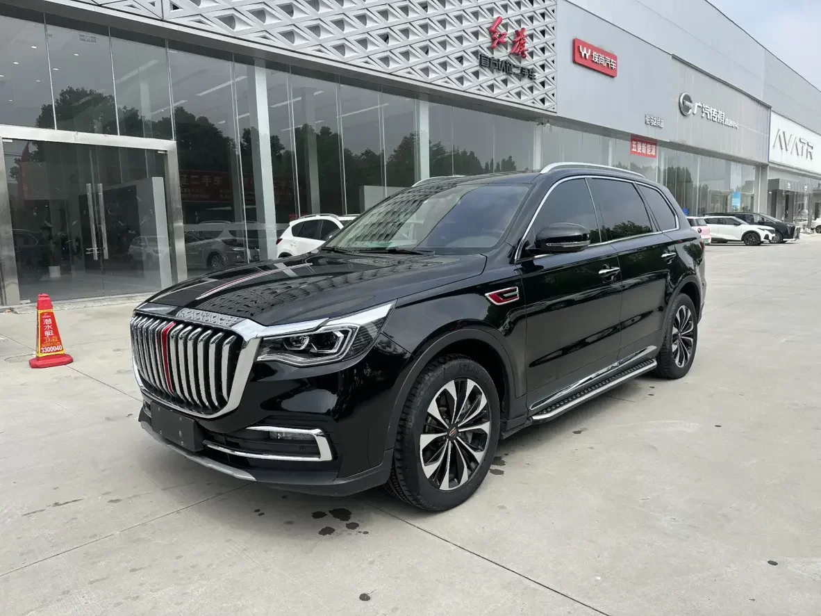Hongqi HS7