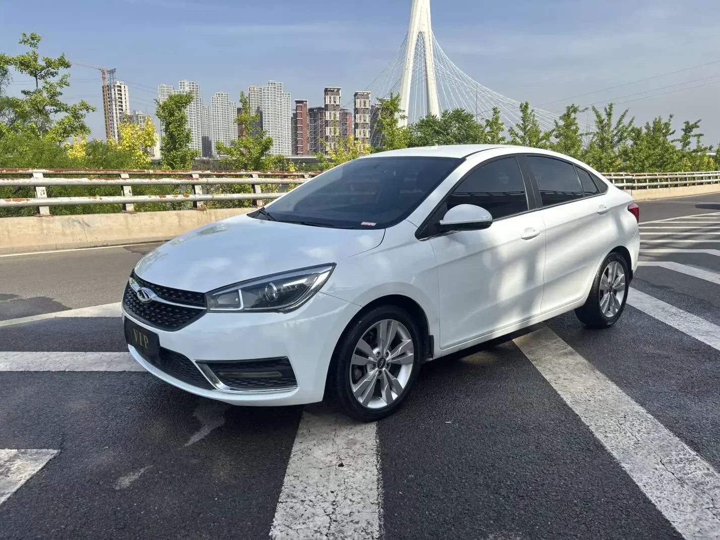 Chery Arrizo 5