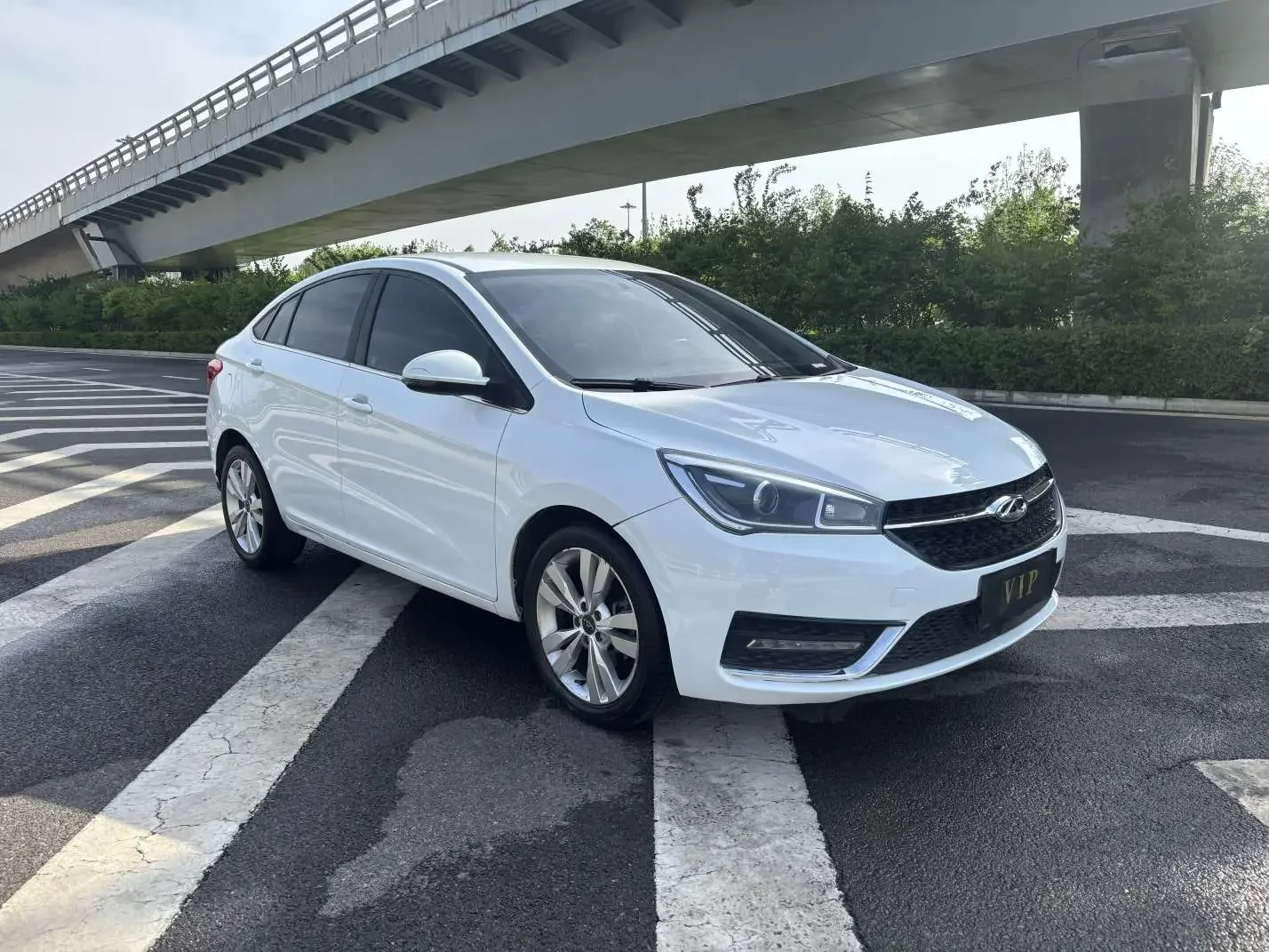 Chery Arrizo 5