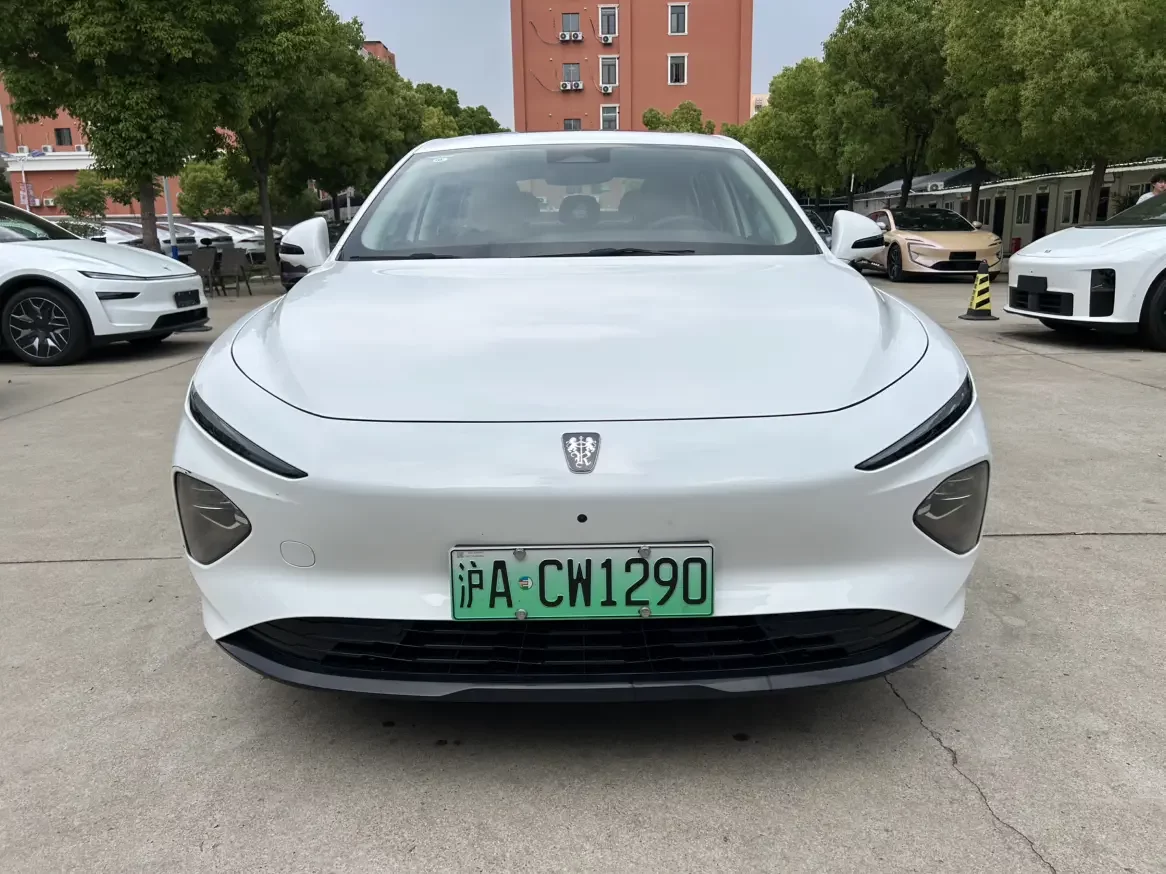 Roewe D7 EV