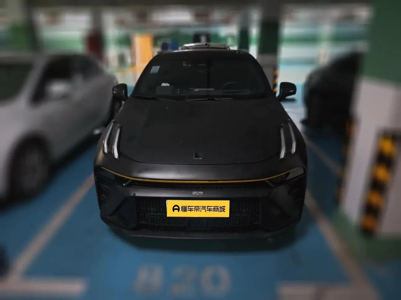 Lynk & Co 03