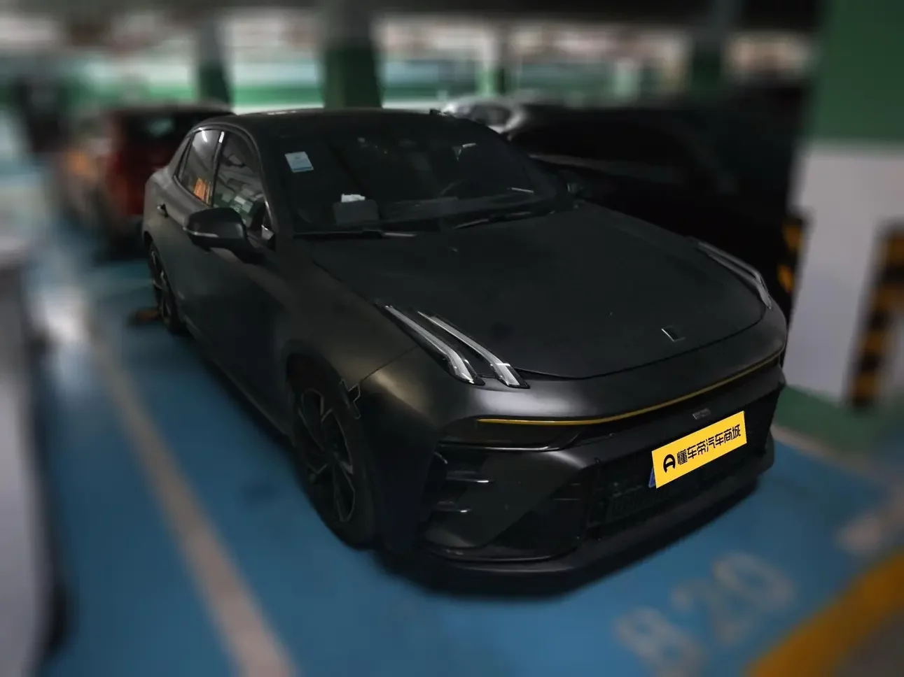 Lynk & Co 03