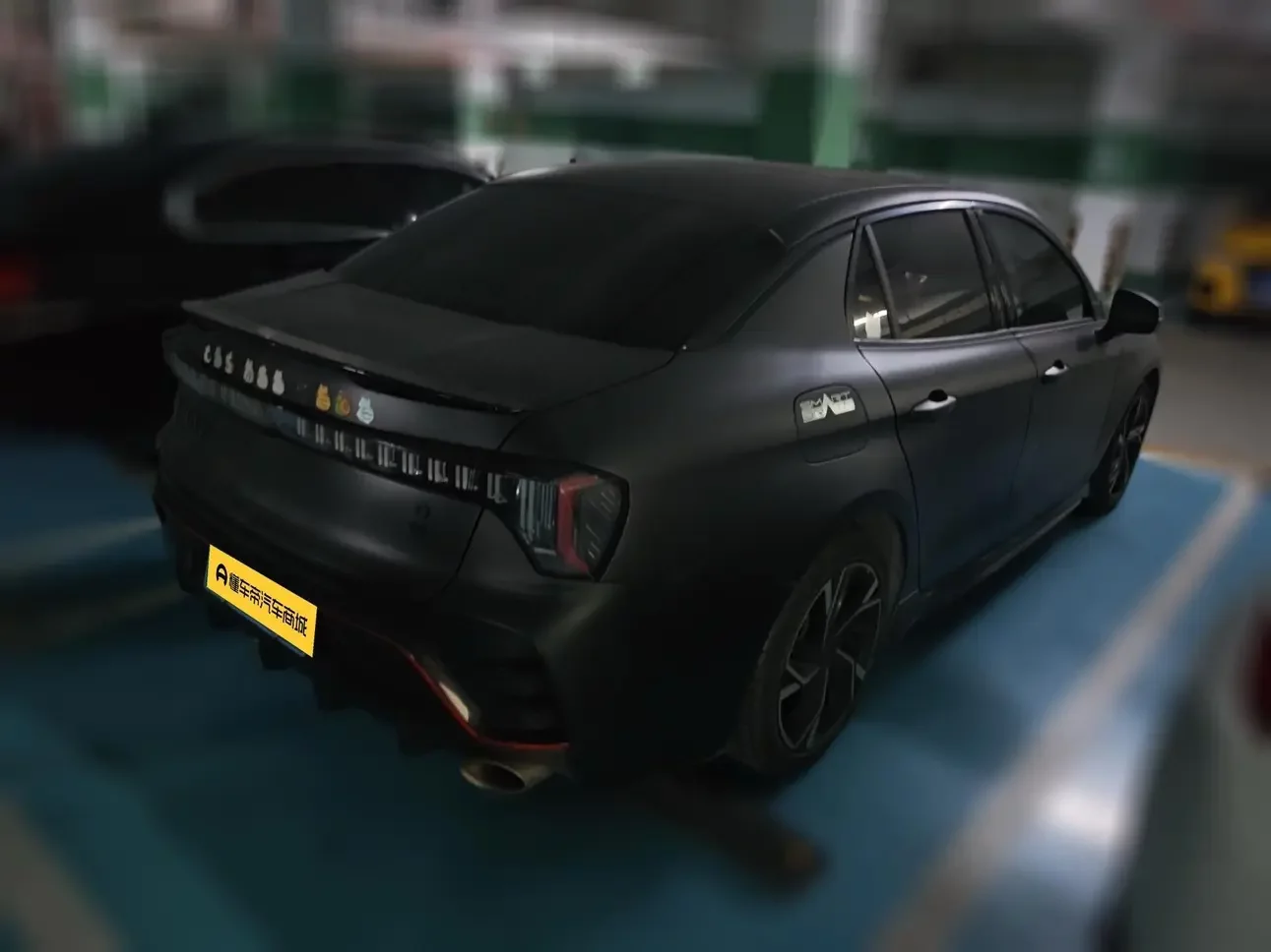 Lynk & Co 03
