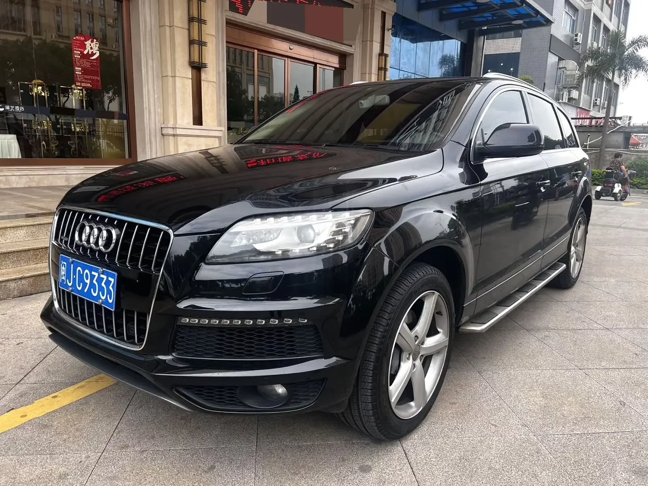 Audi Q7