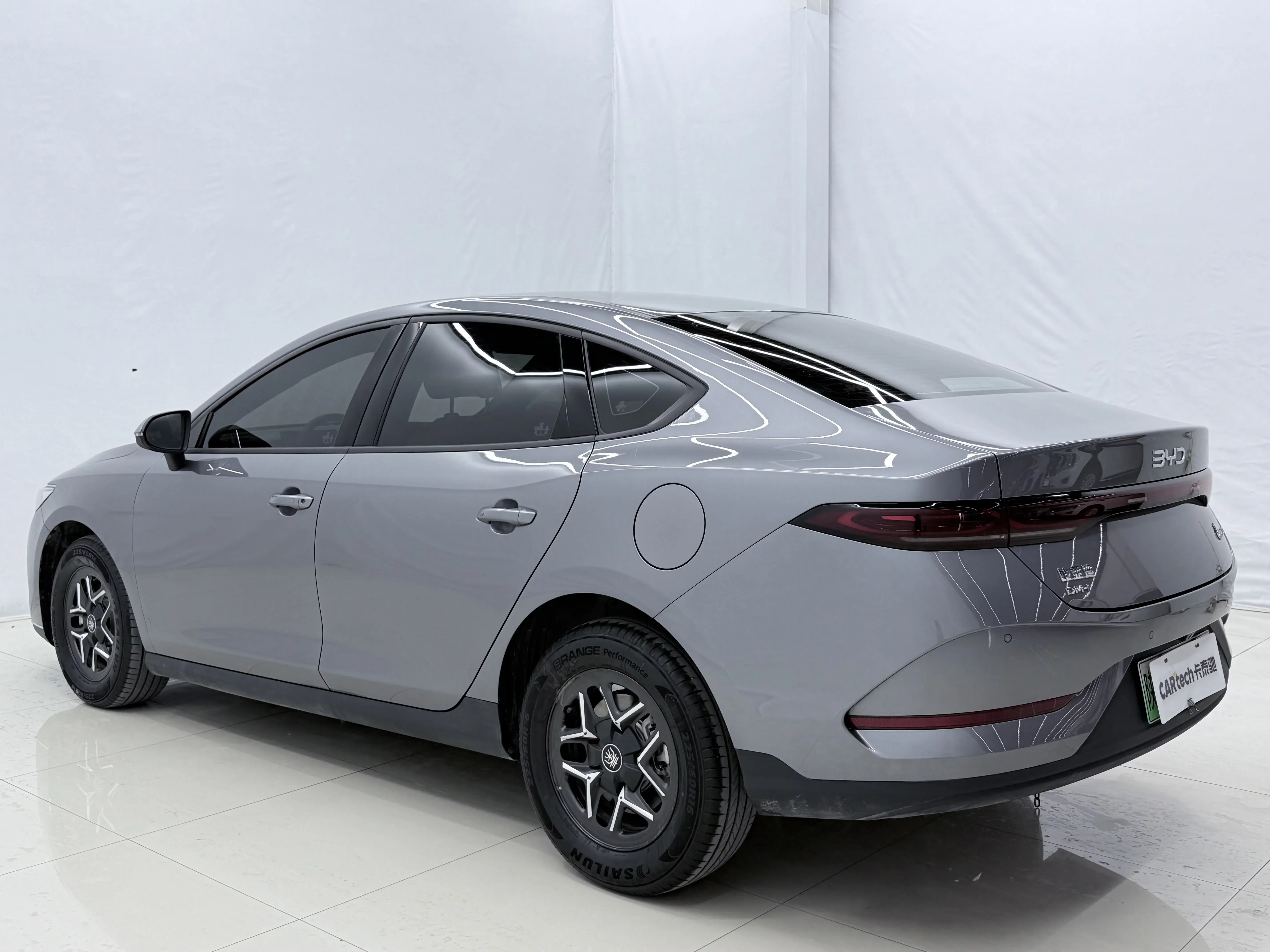 BYD Qin PLUS DM