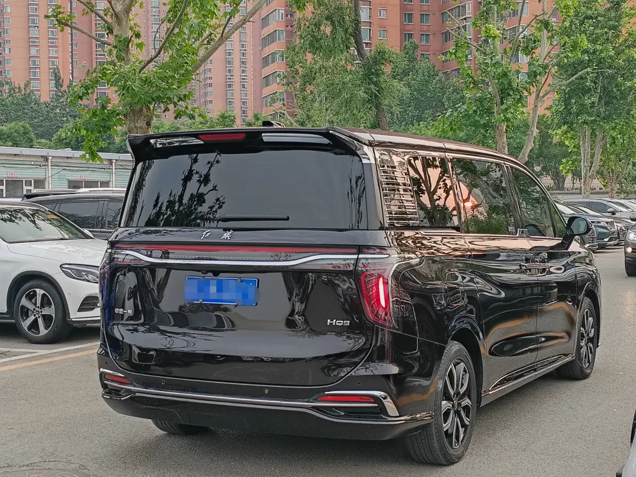 Hongqi HQ9