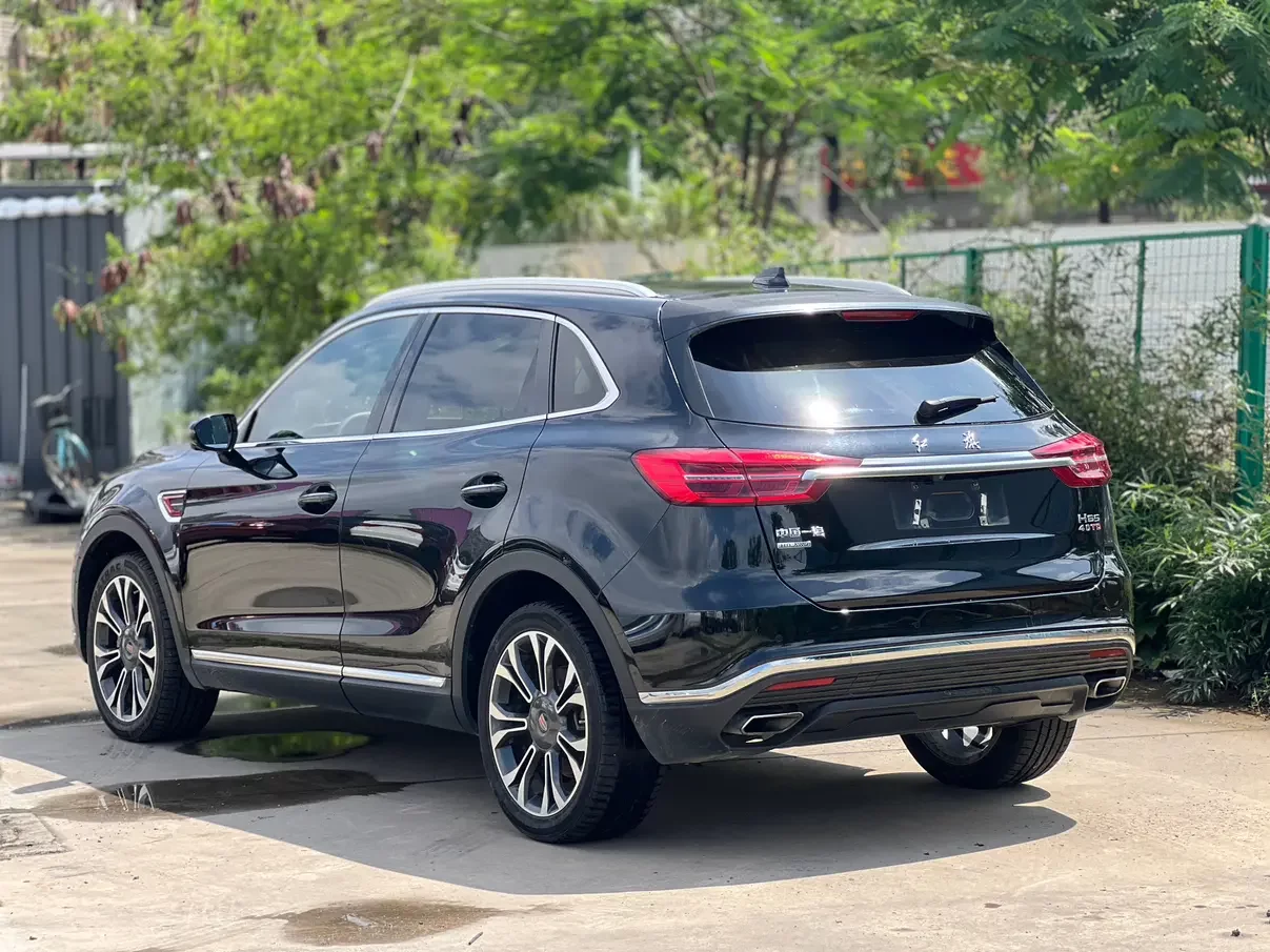Hongqi HS5