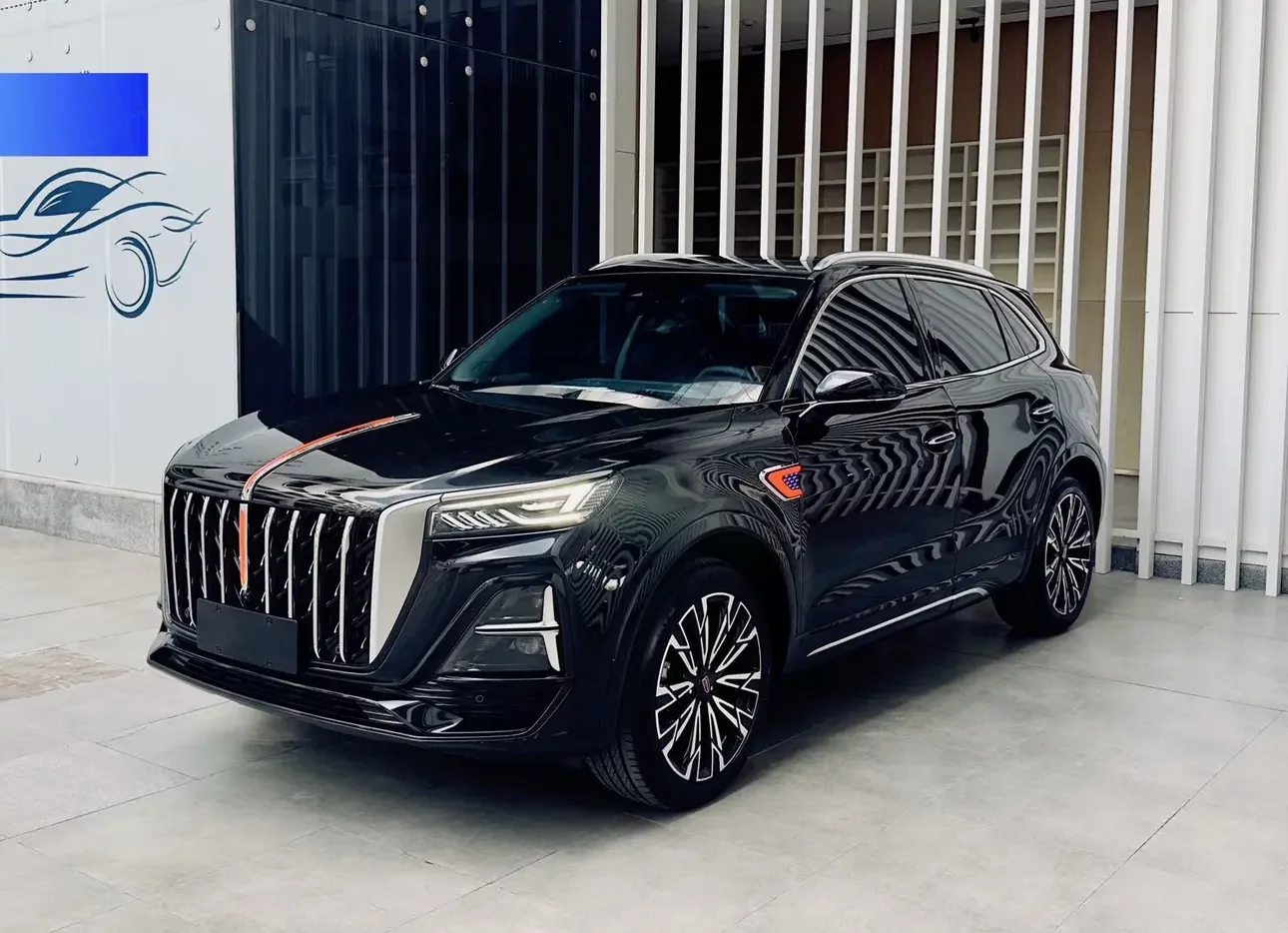 Hongqi HS5