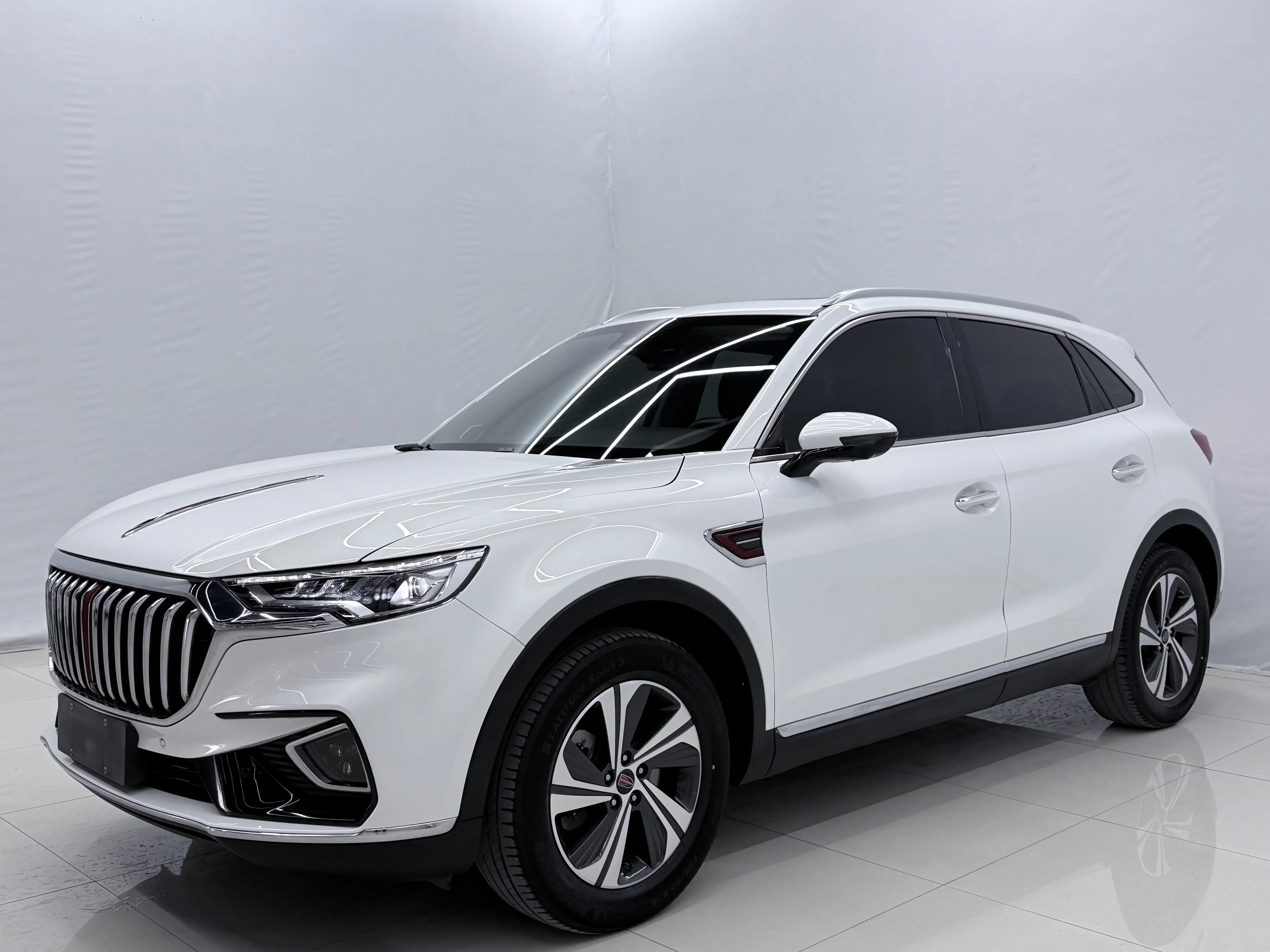 Hongqi HS5