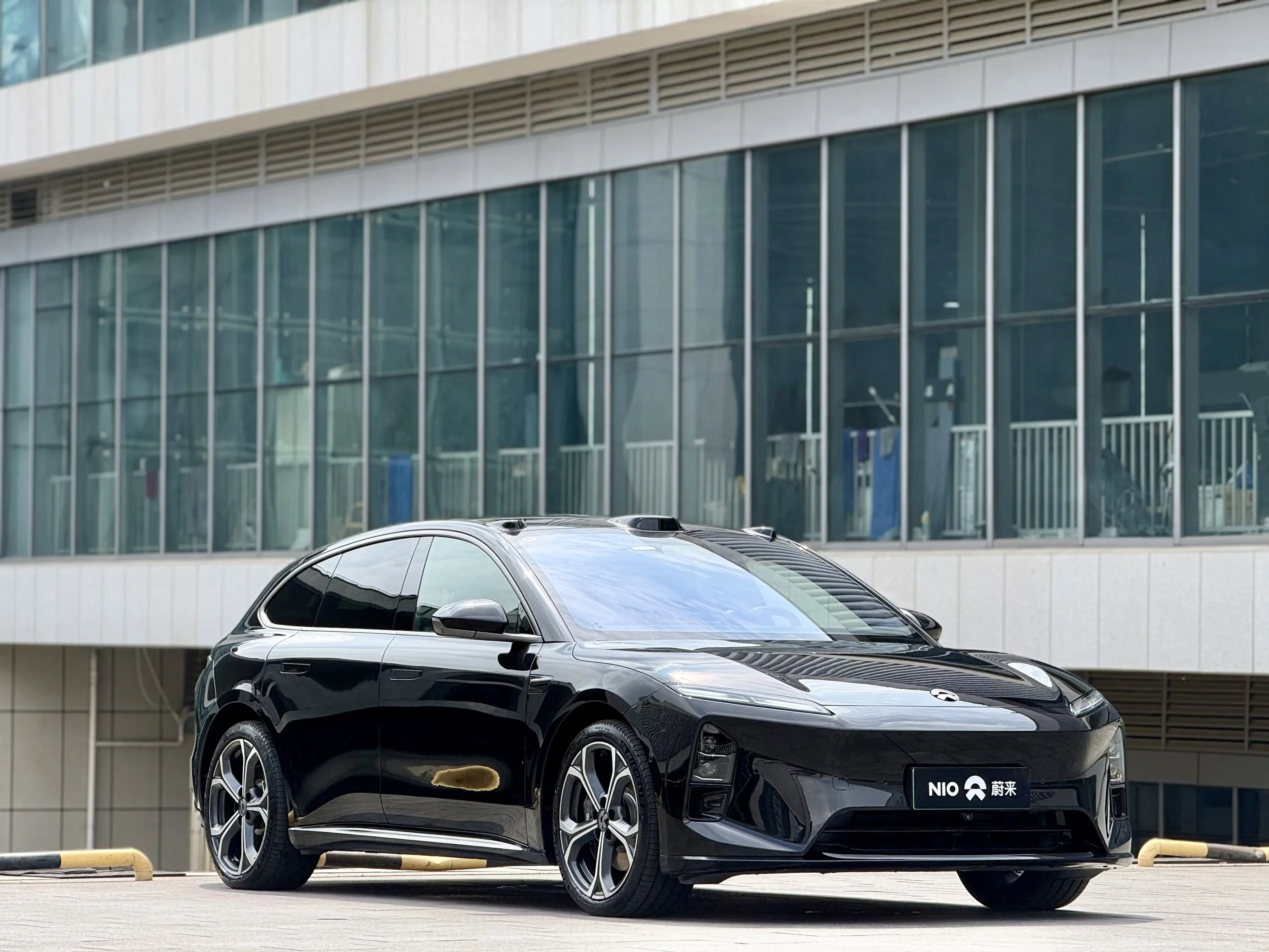 NIO ET5T
