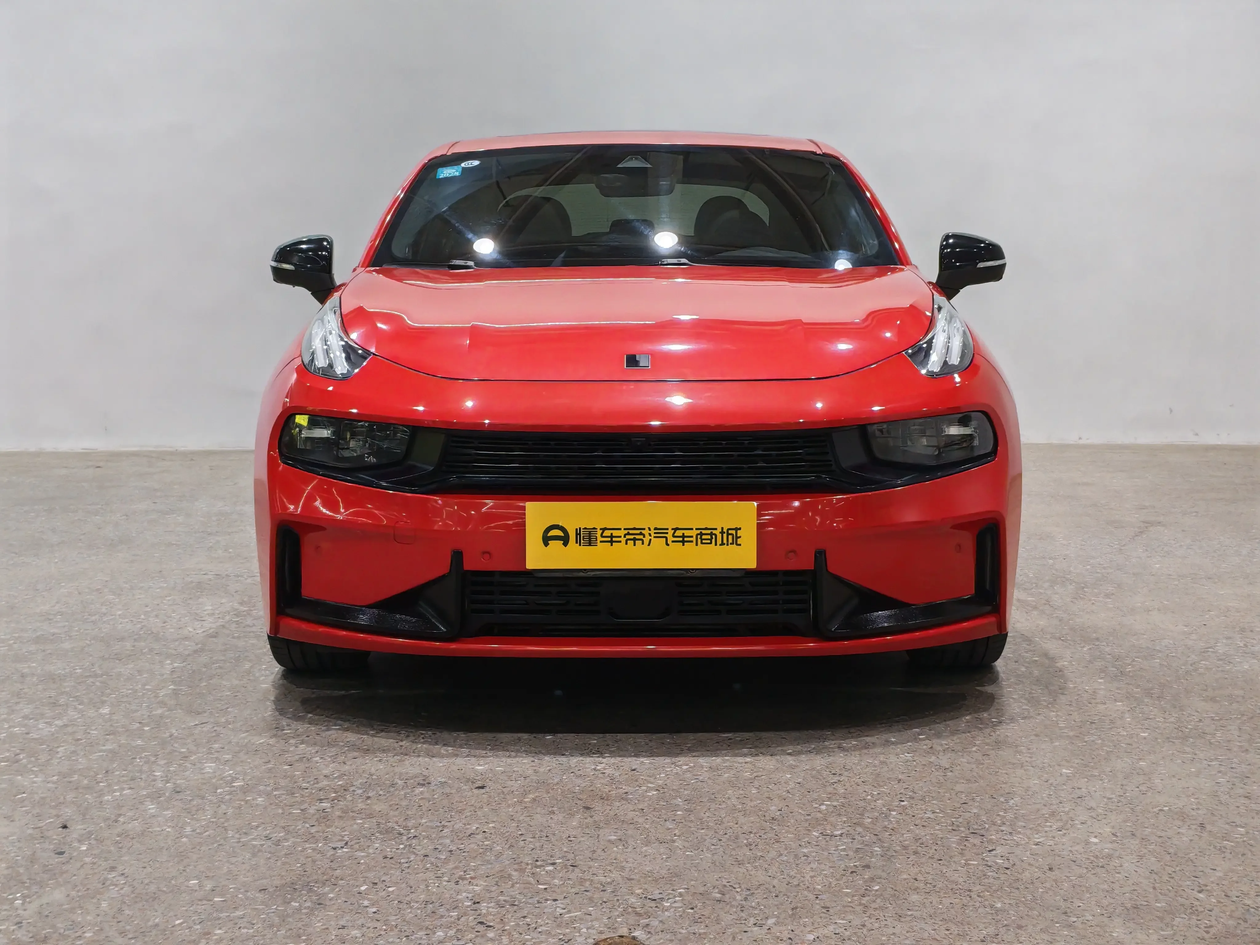 Lynk & Co 03
