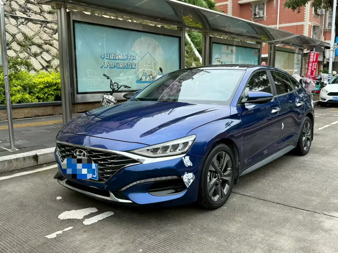 Hyundai Lafesta